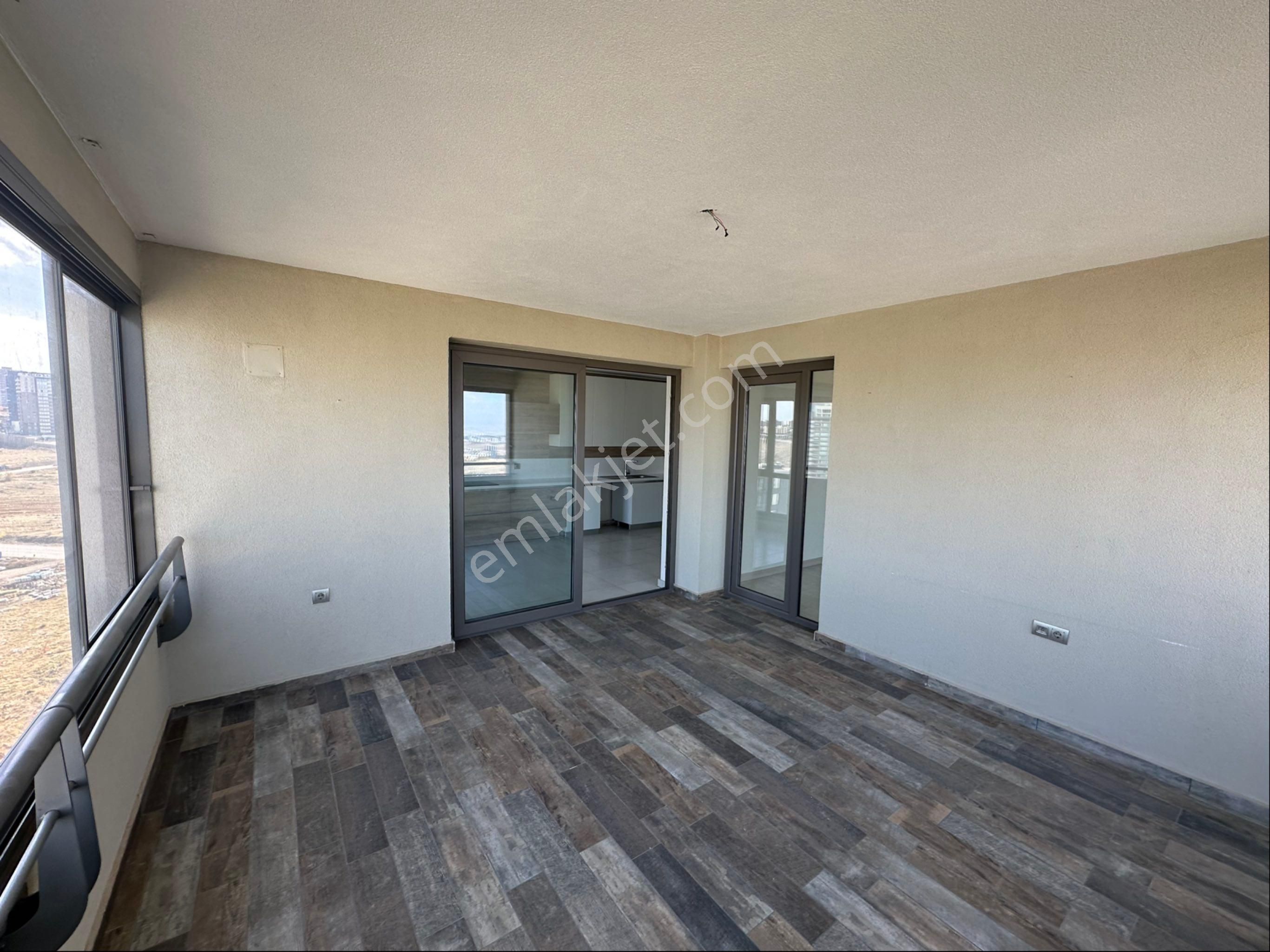 Sahibinden Atabikge Aka Sitasi A2 Blok 25. Katta Satılık Boş Daire - Görsel 25