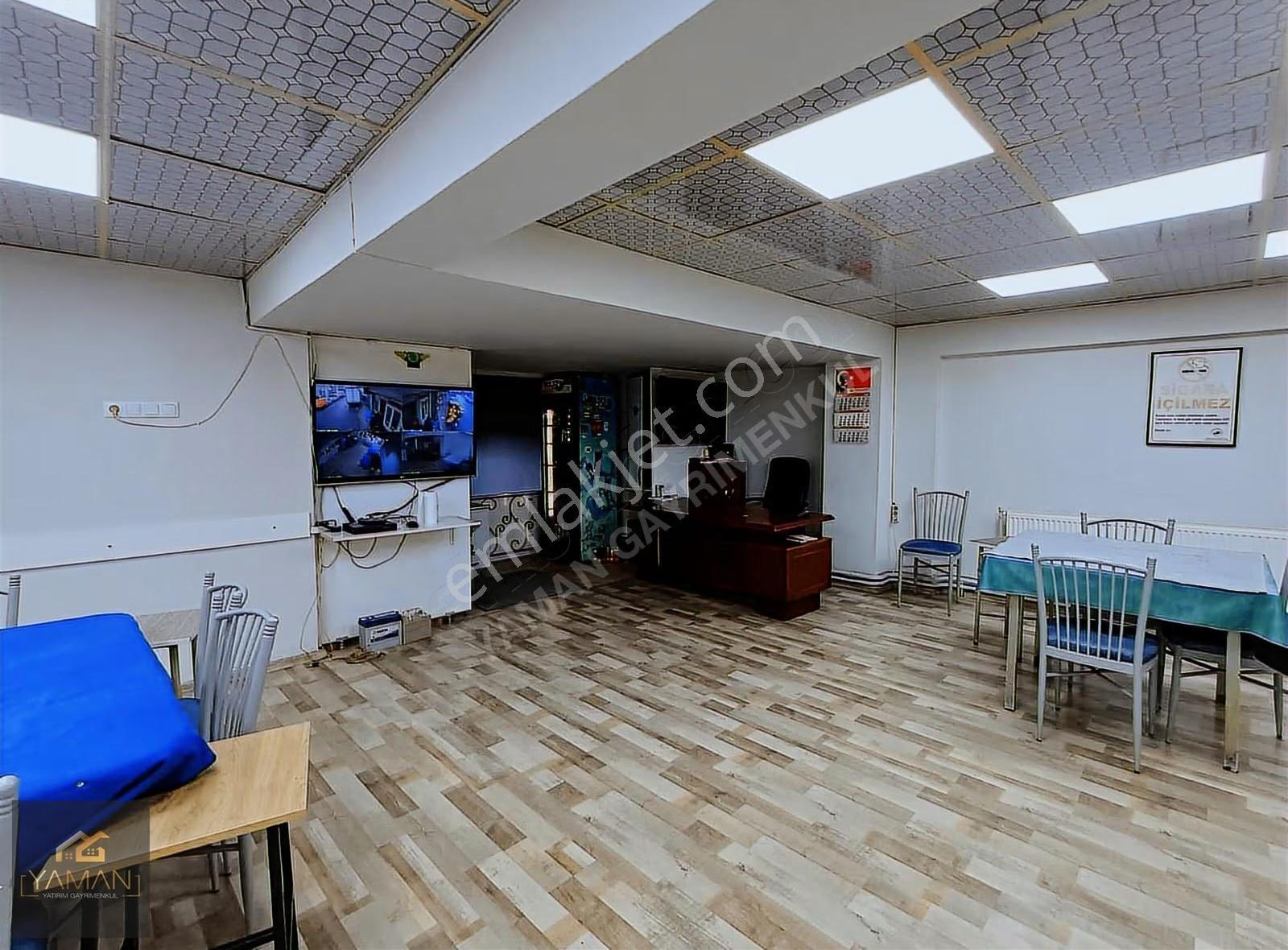 Tahir Ün Caddesi 217m² Batarkatlı Satılık Kiracılı Dükkan - Görsel 3