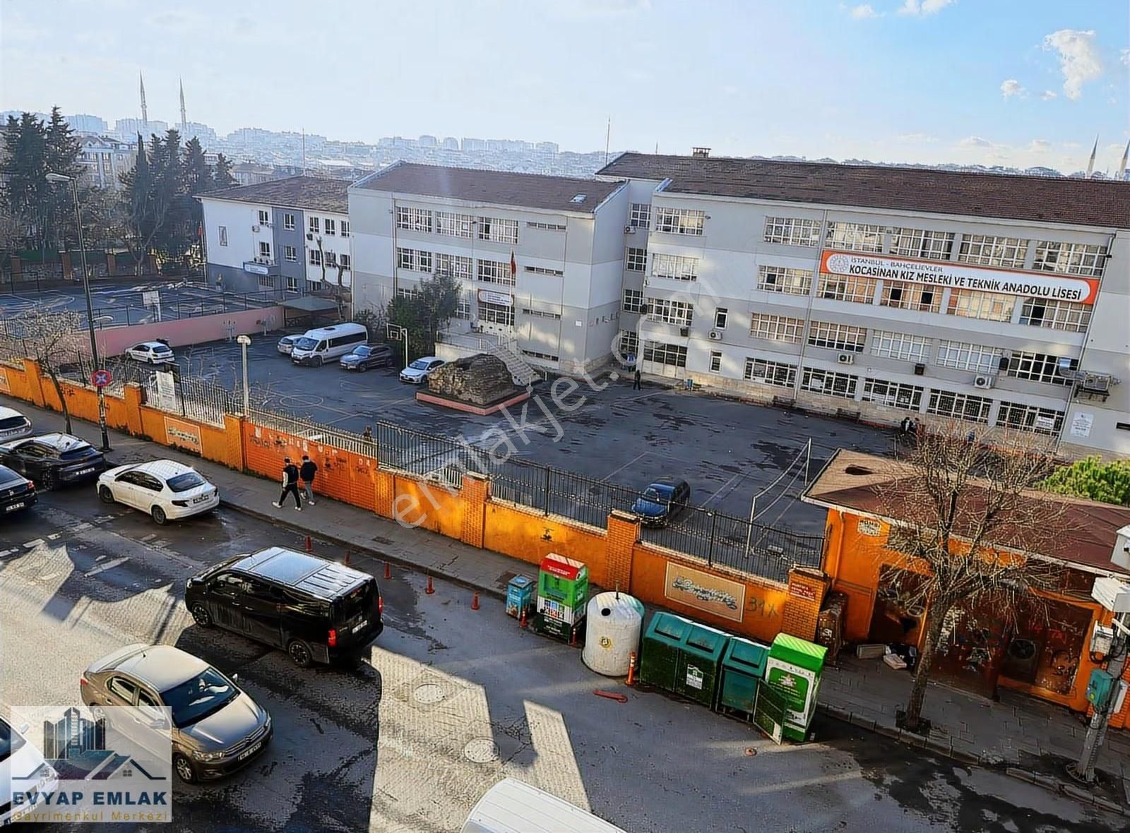 Ev-yap'tan Bahçelievler Mustafa Kemal Paşa Cad. Üzeri Sıfır 3+1 - Görsel 14