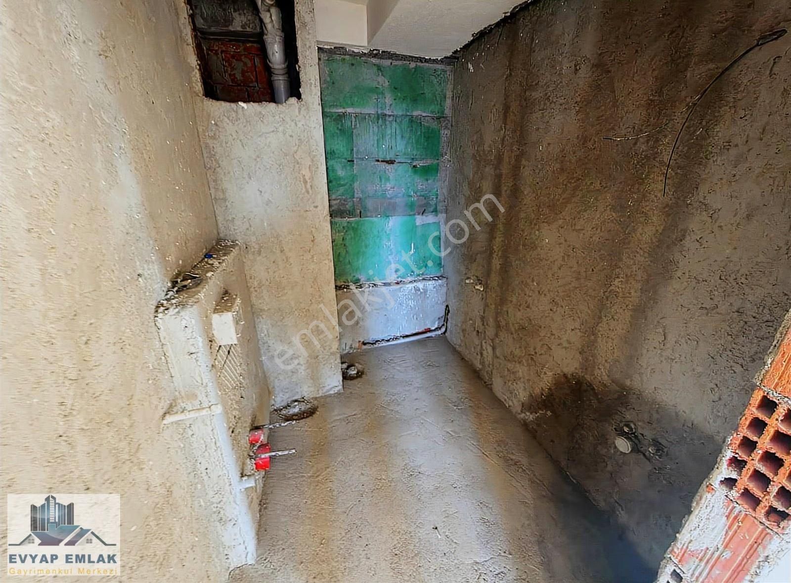 Ev-yap'tan Bahçelievler Mustafa Kemal Paşa Cad. Üzeri Sıfır 3+1 - Görsel 3