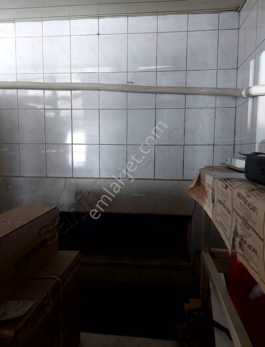 Gaziemir'de Devren Satılık Market: 95m², Hazır Müşterili - Görsel 17