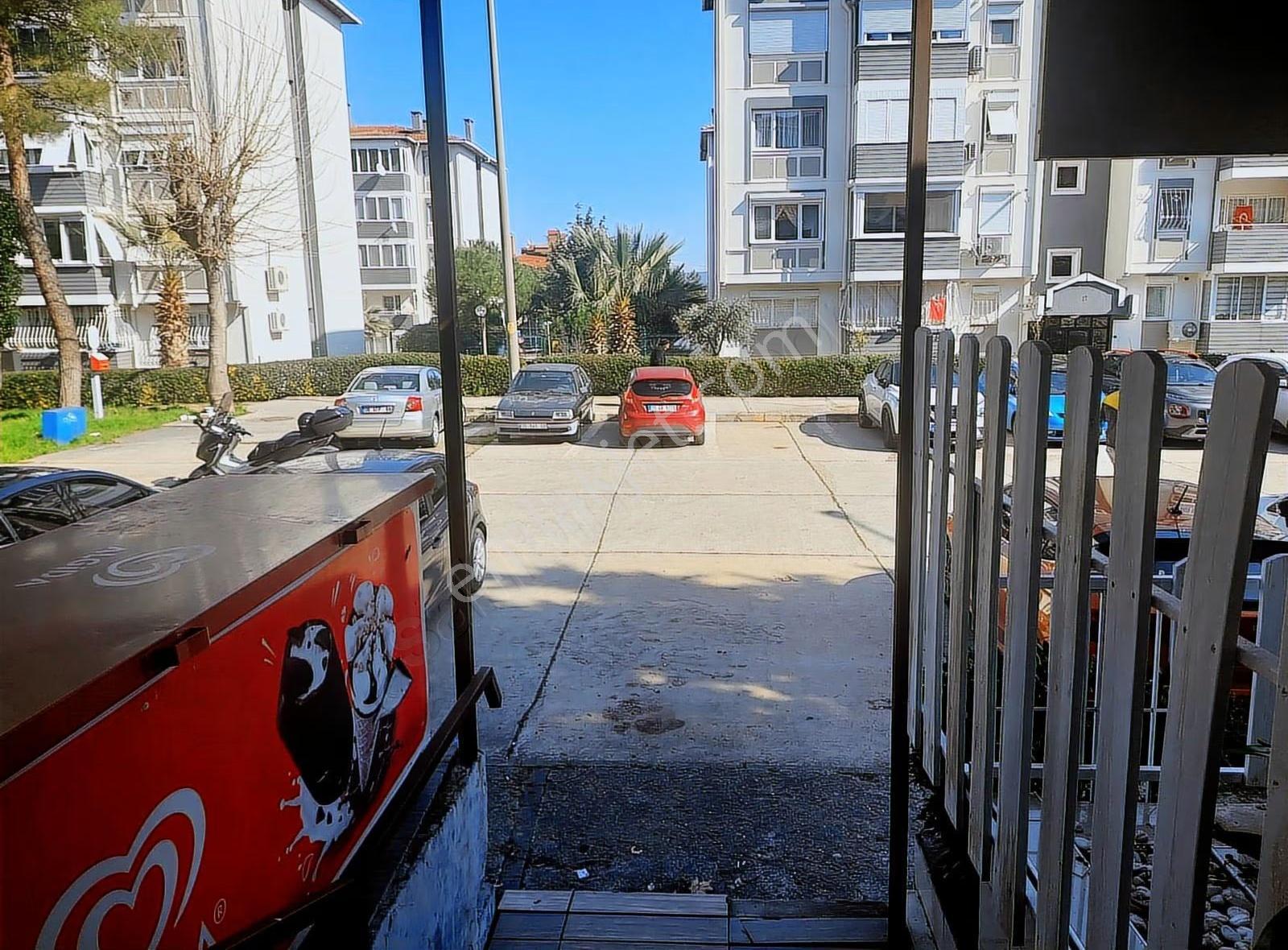 Gaziemir'de Devren Satılık Market: 95m², Hazır Müşterili - Görsel 16