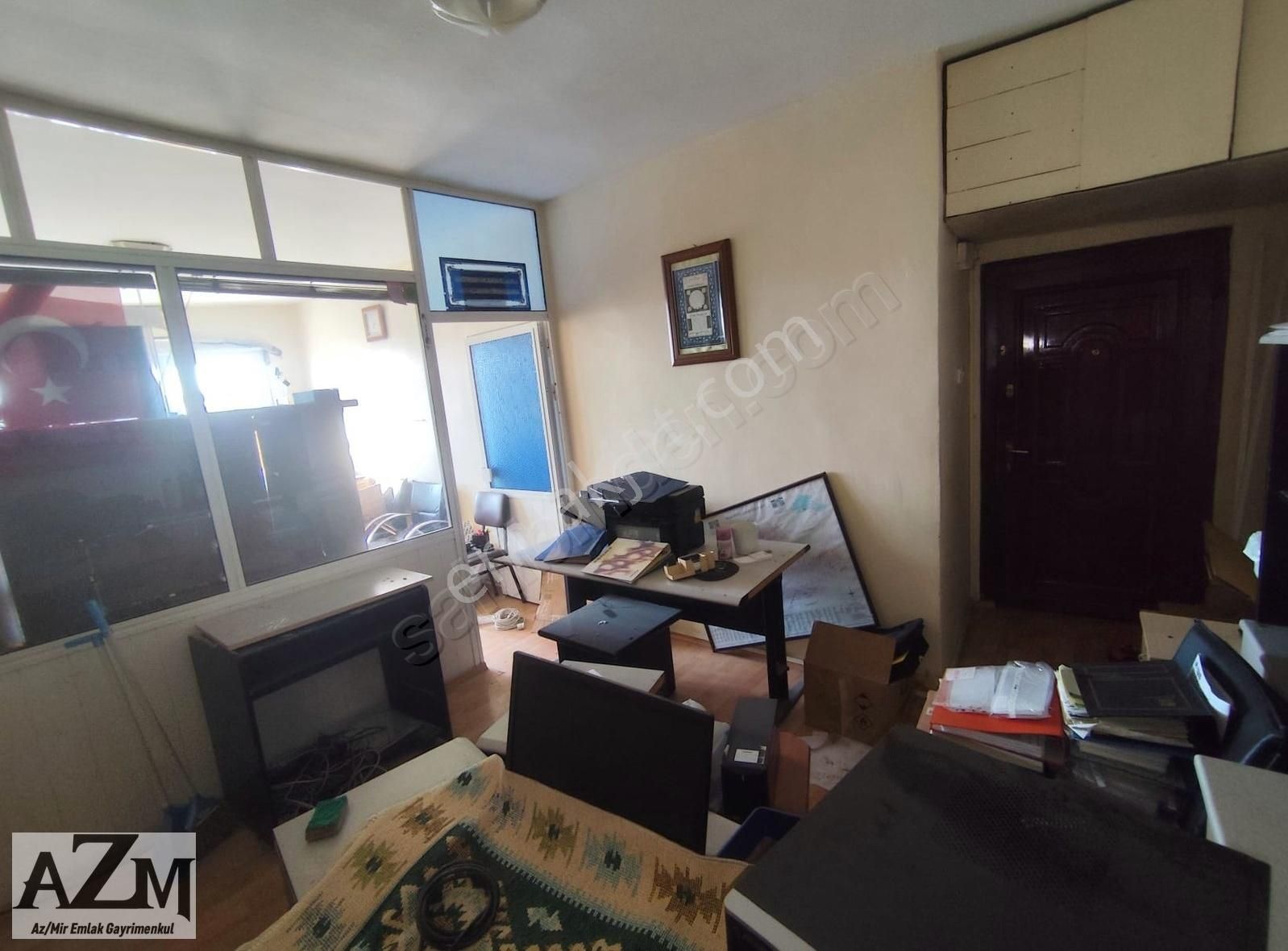 Azmir'den Kiralık 30 M2 Cadde Üstü Asansörlü Ofis For Rent - Görsel 9