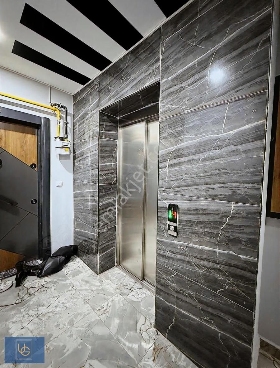 Tramvay'a Yakın Deniz Manzaralı Full Eşyalı Arakat Lüx Geniş - Görsel 6