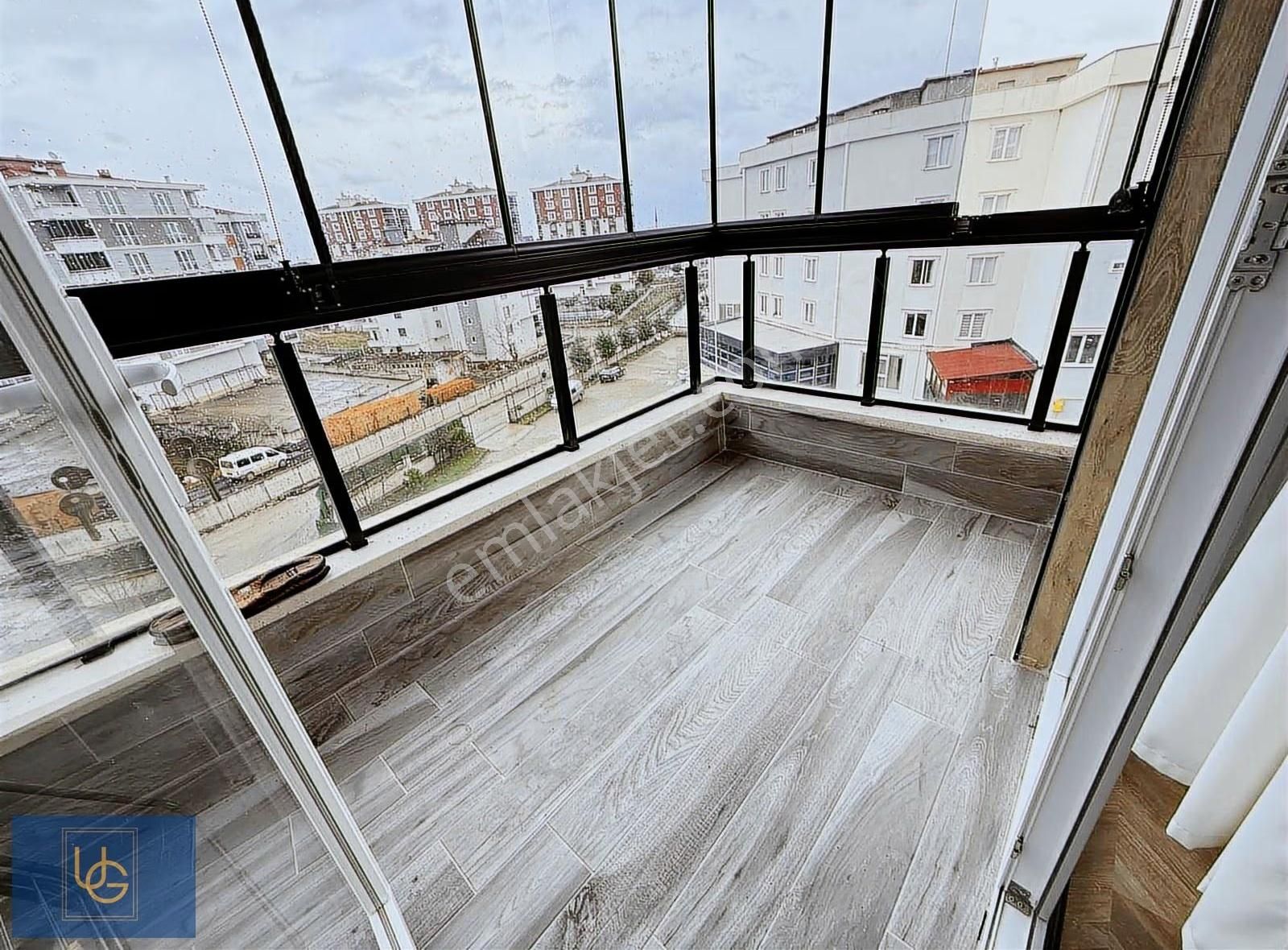 Tramvay'a Yakın Deniz Manzaralı Full Eşyalı Arakat Lüx Geniş - Görsel 13