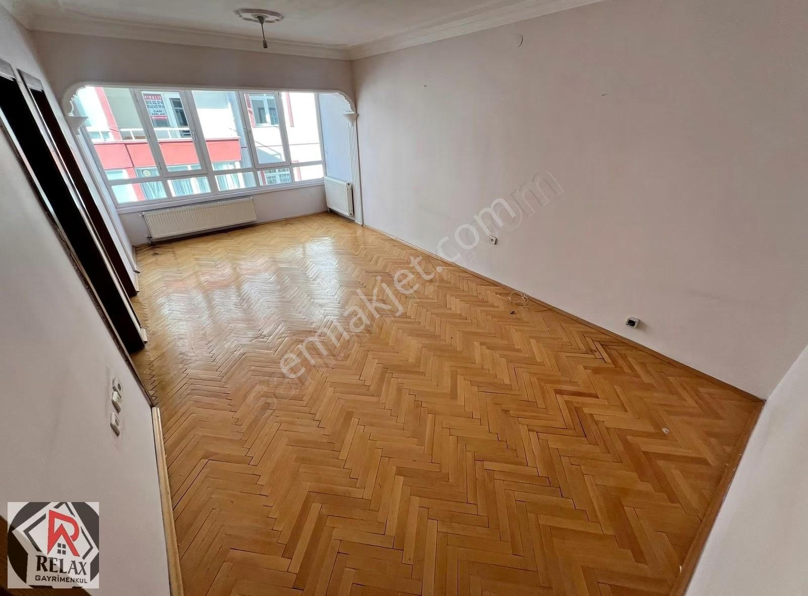 Relax'tan Etlik'in Kalbinde Cadde Üzeri Geniş Ferah 3+1 - Görsel 11