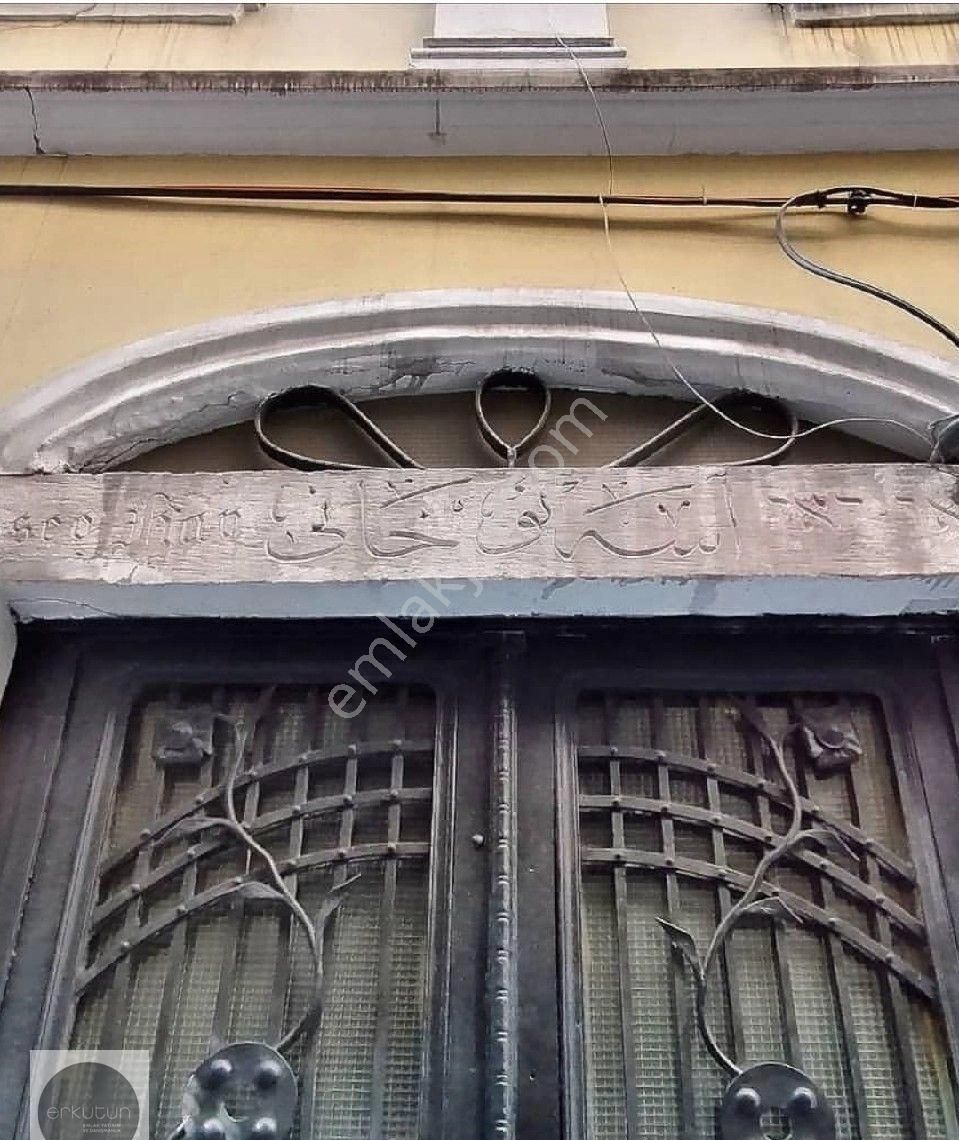 Erkutun'dan, Galata Kulesi Karşısı Serdar-ı Ekrem Sokak'ta Tarihi Asseo Han'da Cumbalı Satılık Konut - Görsel 31