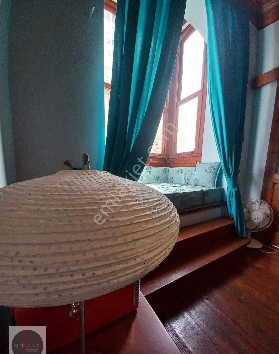 Erkutun'dan, Galata Kulesi Karşısı Serdar-ı Ekrem Sokak'ta Tarihi Asseo Han'da Cumbalı Satılık Konut - Görsel 33