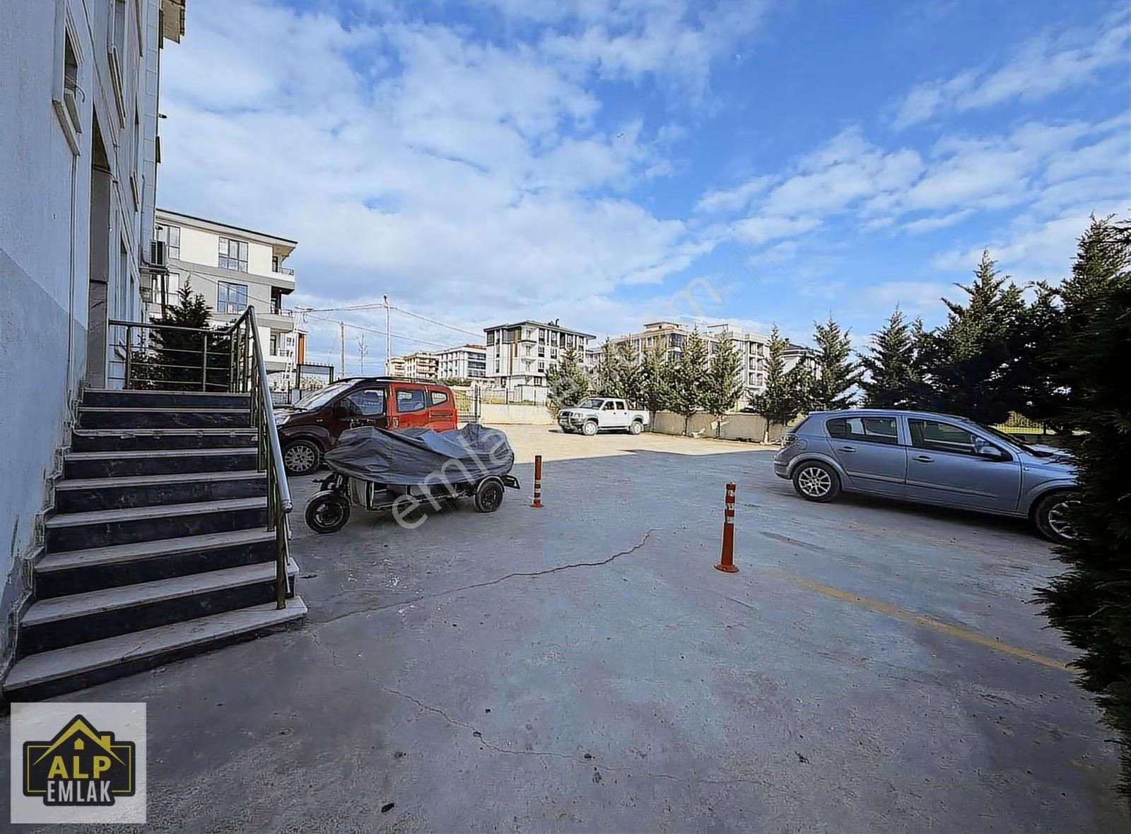 Selimpaşada Geniş Ferah Yüksek Giriş 2+1 Kiralık Daire - Görsel 3