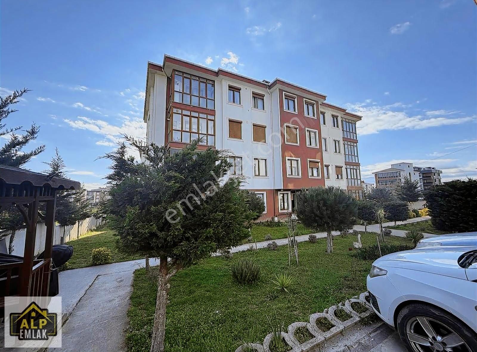Selimpaşada Geniş Ferah Yüksek Giriş 2+1 Kiralık Daire - Görsel 16
