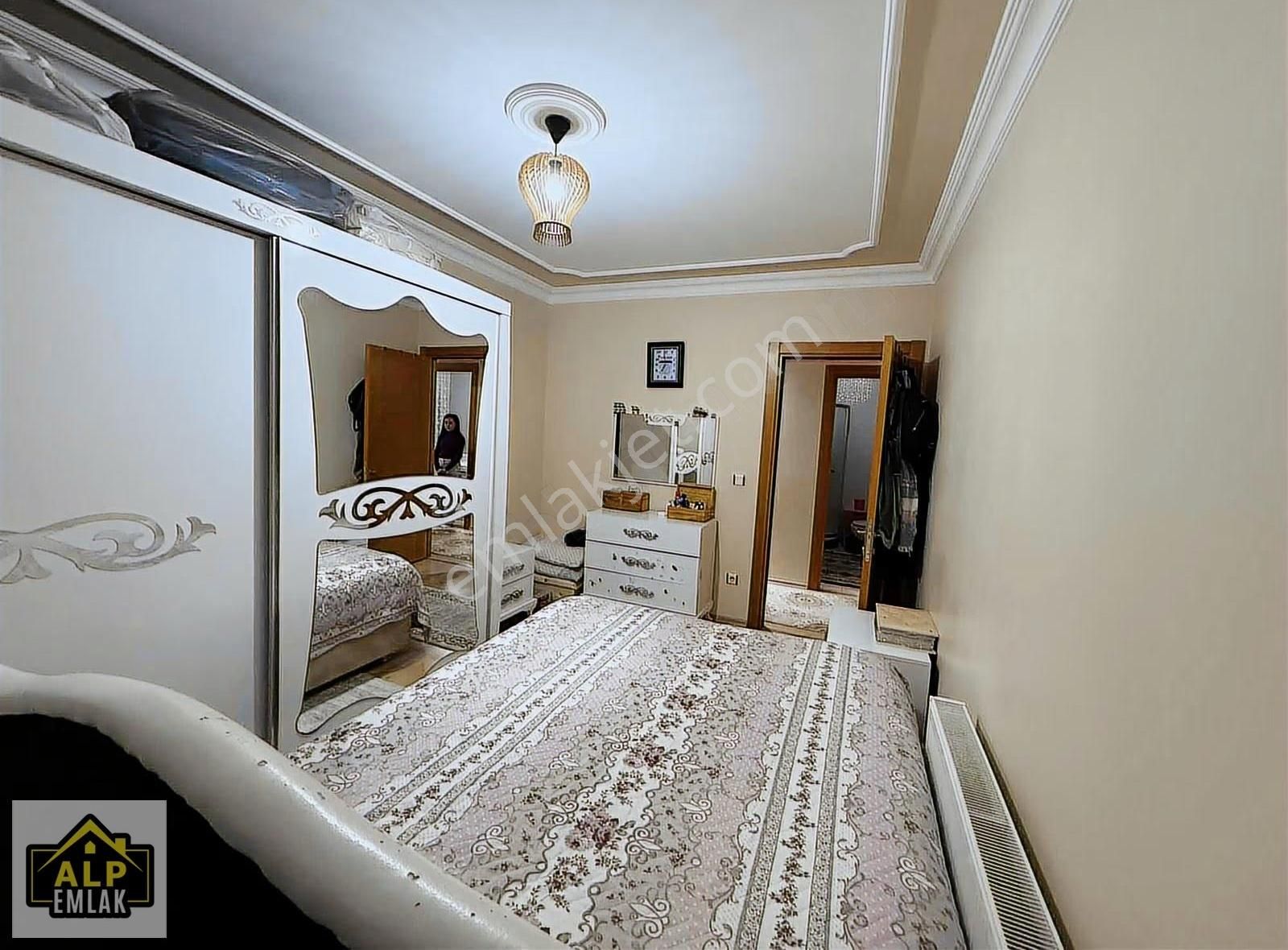 Alp Emlaktan Selimpaşada E5 Yakın Sınırsız Kıredili 3+1 Arakat - Görsel 2