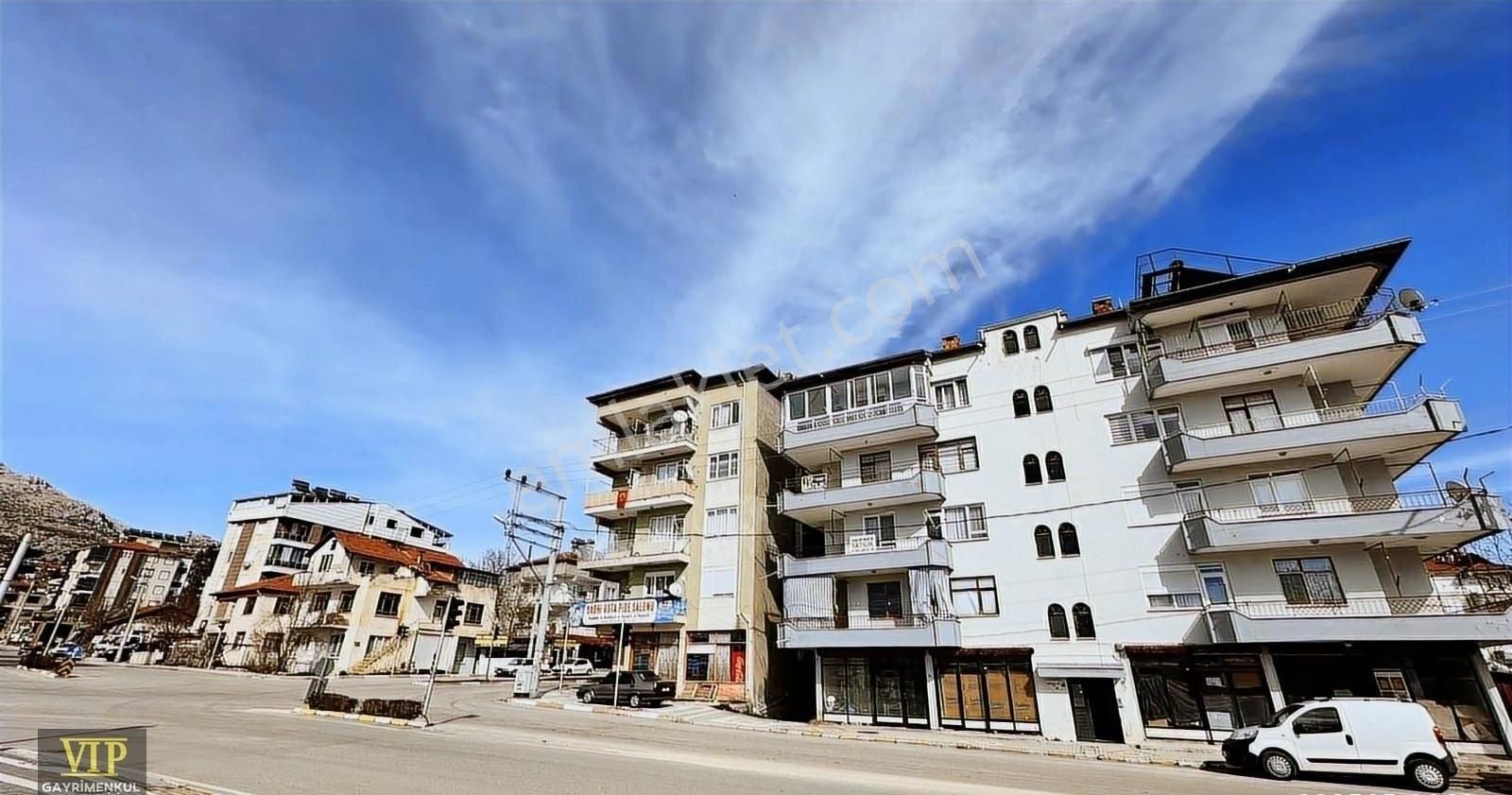 Vip Gayrimenkul'den Finike Yolu Üzerinde 3+1 Daire - Görsel 22