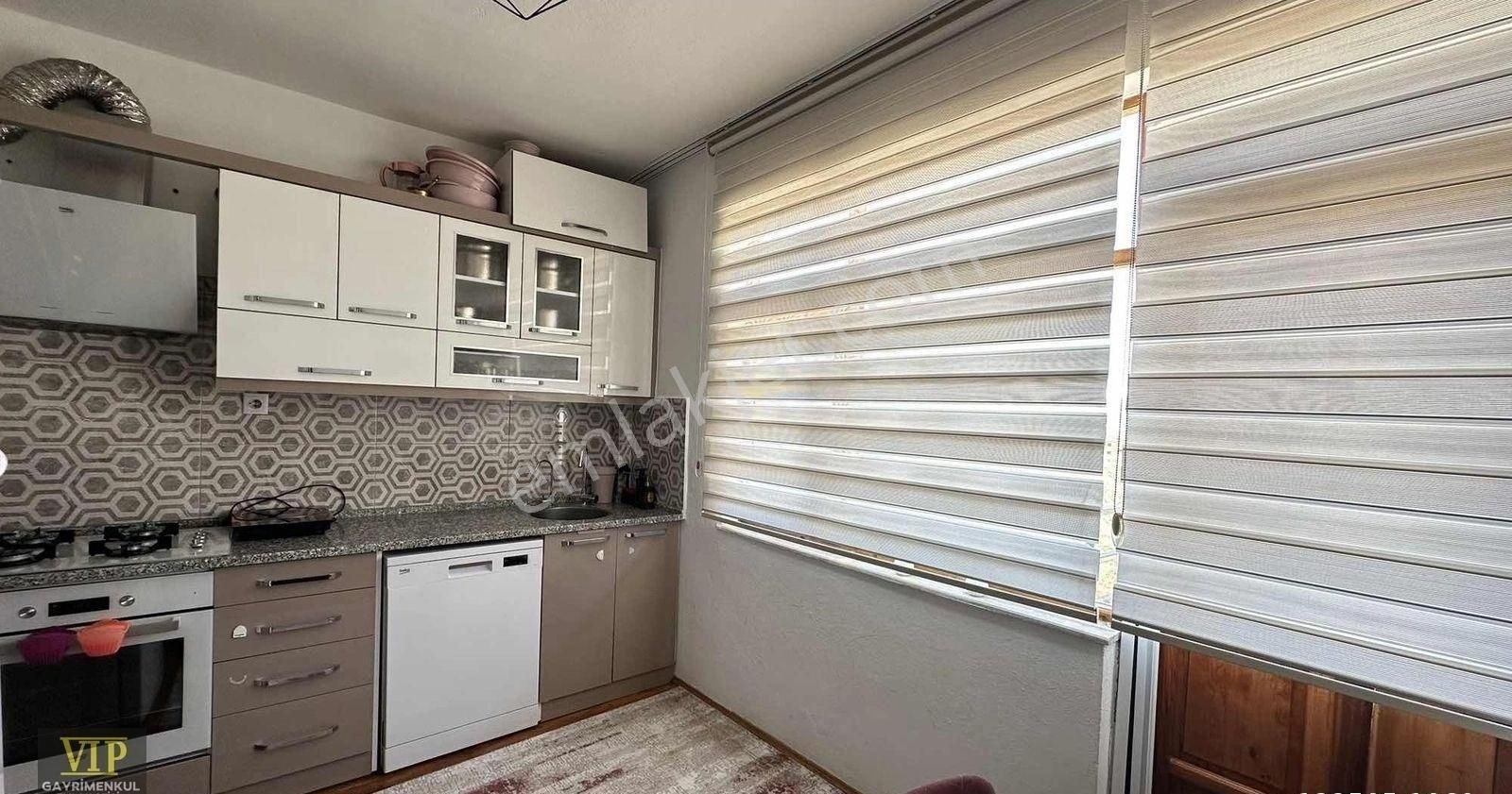 Vip Gayrimenkul'den Finike Yolu Üzerinde 3+1 Daire - Görsel 2