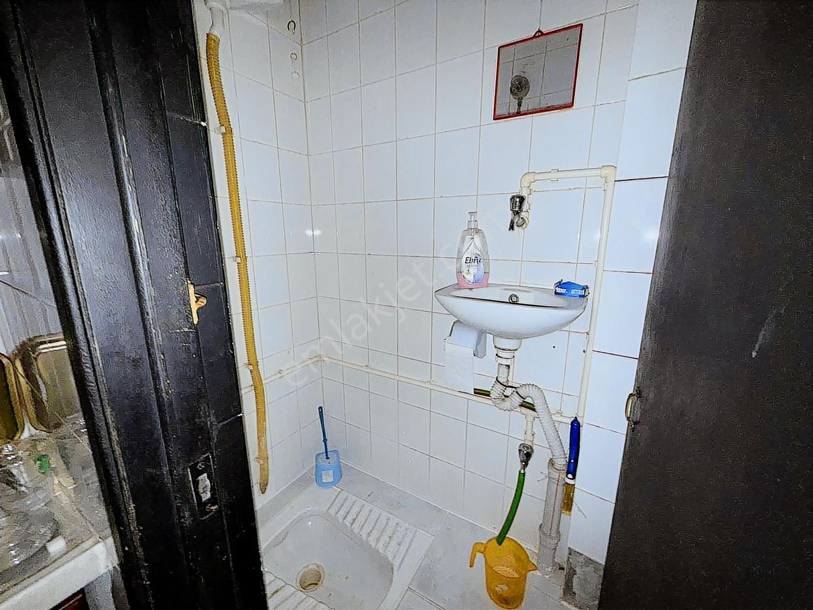 Bm Real Estate Gazcılar Cadde Üzerinde Satılık Eşyalı Ofis - Görsel 12