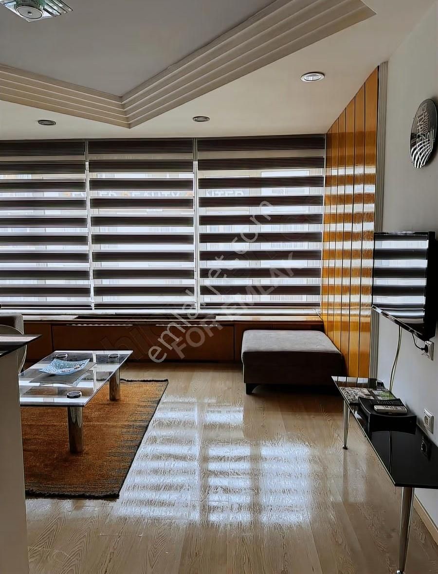 Kızılay Konur 1'de Lüks 1+1 Kiralık Daire - 4. Kat, Eşyalı - Görsel 2