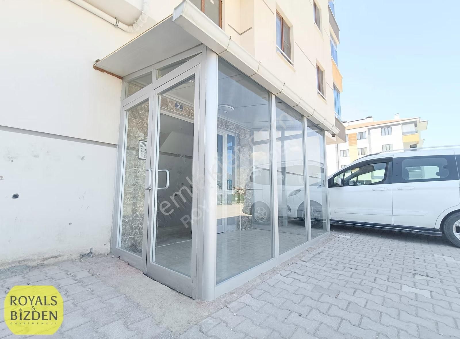 Karatay Saraçoğlu Cad. Cepheli Kızartma Balkonlu 3+1 Geniş Daire - Görsel 20