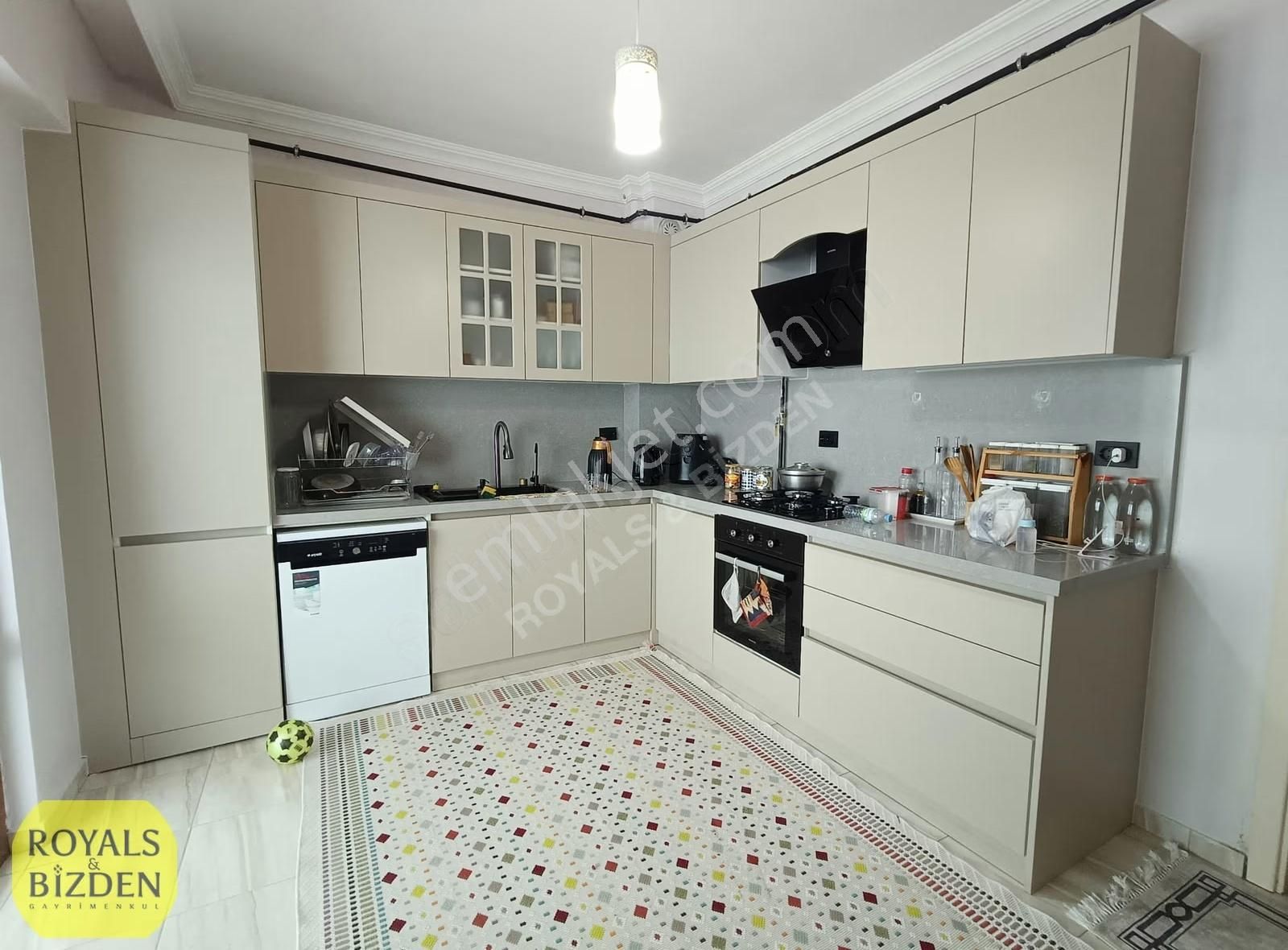 Karatay Saraçoğlu Cad. Cepheli Kızartma Balkonlu 3+1 Geniş Daire - Görsel 30