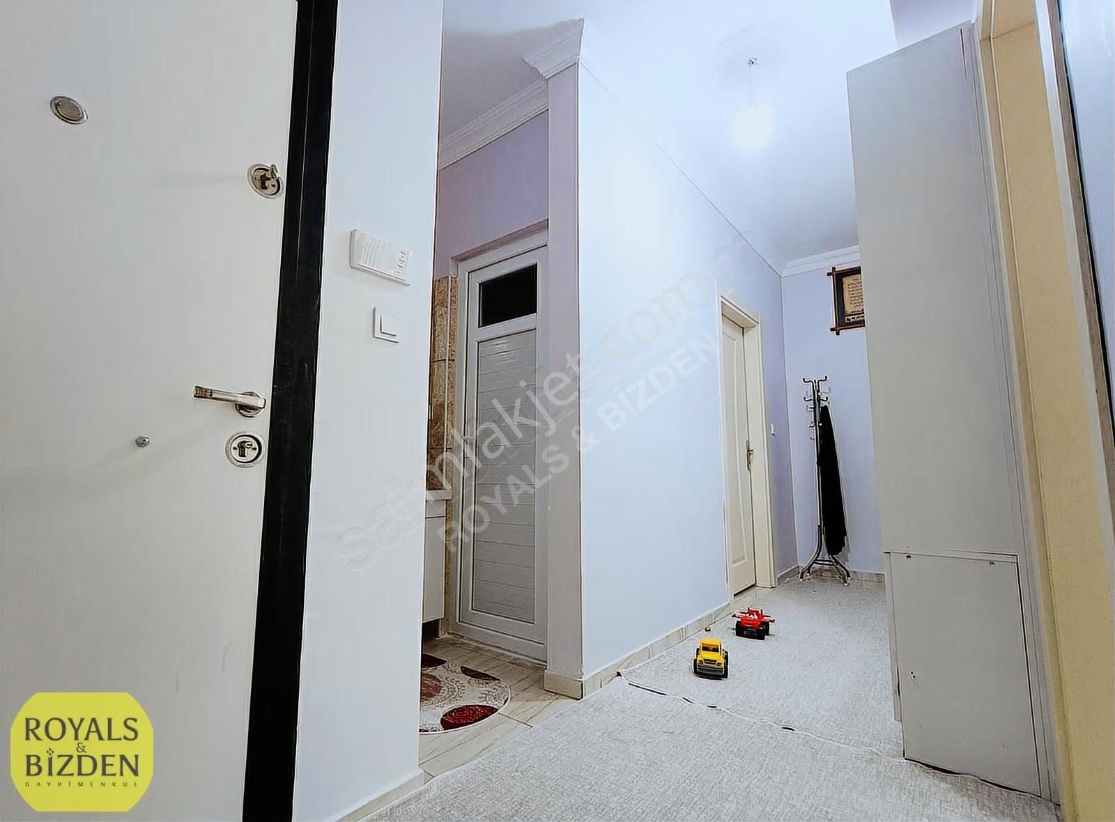 Karatay Saraçoğlu Cad. Cepheli Kızartma Balkonlu 3+1 Geniş Daire - Görsel 16