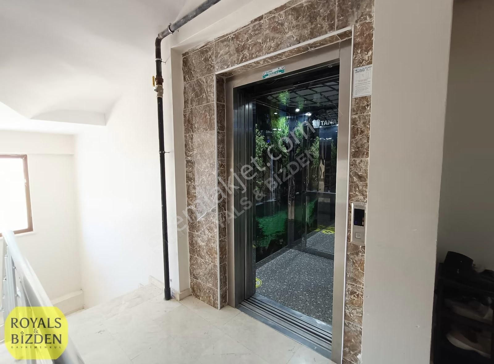 Karatay Saraçoğlu Cad. Cepheli Kızartma Balkonlu 3+1 Geniş Daire - Görsel 7