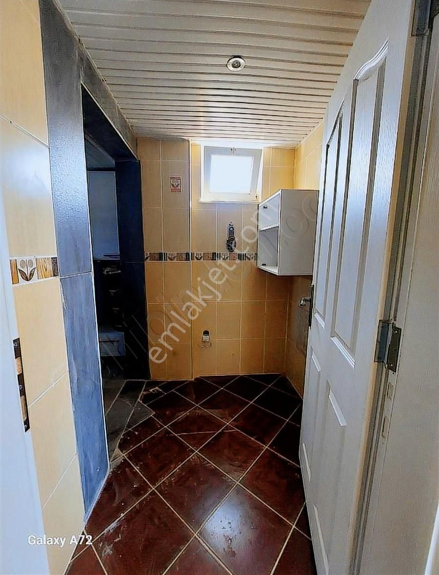 Ilıcada Eşyalı Kiralık 1+1 Arakat Daire - Görsel 9