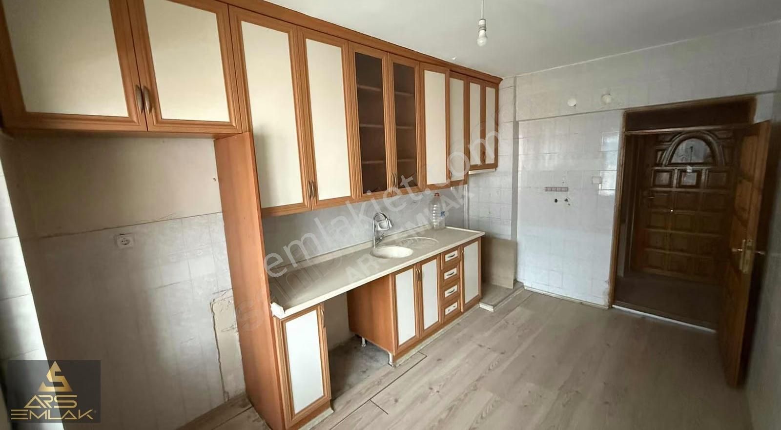 Ars'den Acil Satılık Buldan 14 Mayıs Cad 2+1 Ara Kat Daire - Görsel 15