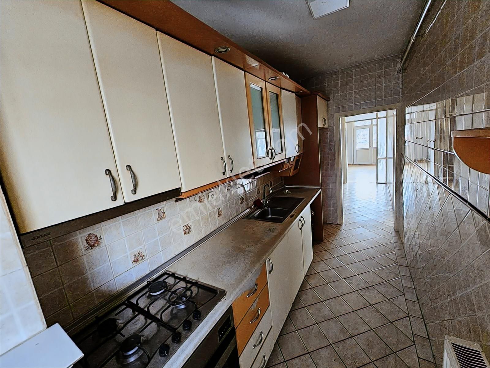 Vatan Caddesi Üzerinde Historia Civarı İş Yerine Uygun120mk2+1 - Görsel 20