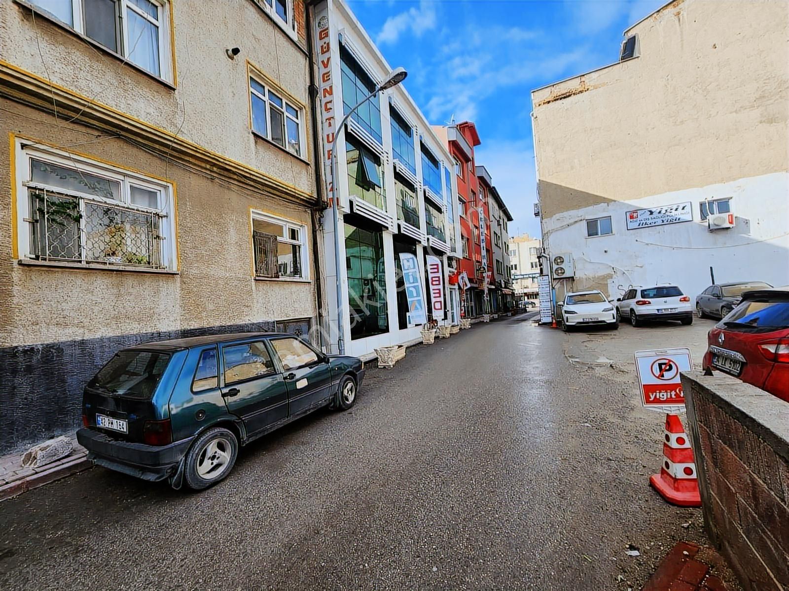 Çarşı Merkezinde Derya Oteli Arkasında 2+1 Kiralık Daire - Görsel 22