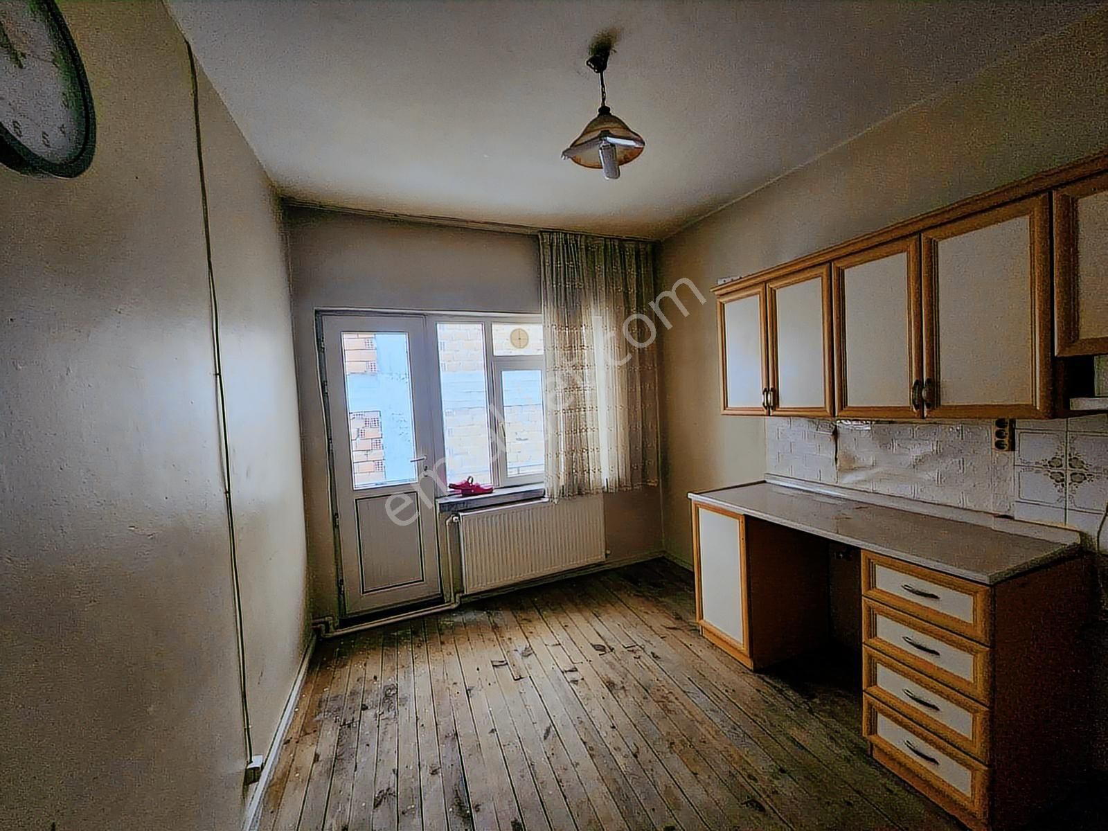 Çarşı Merkezinde Derya Oteli Arkasında 2+1 Kiralık Daire - Görsel 16