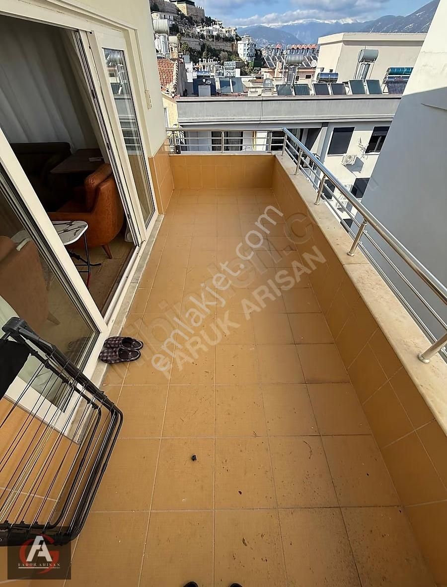 Faruk Arısandan En Sağlam Zeminde Çok Geniş Ve Bakımlı 3+1 Daire - Görsel 9