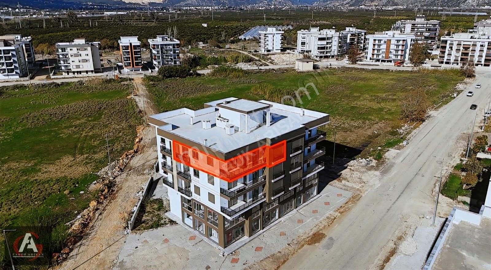 Faruk Arısan'dan Merkezi Konumda Çok Geniş Ve İskanlı Lüx 3+1 - Görsel 16