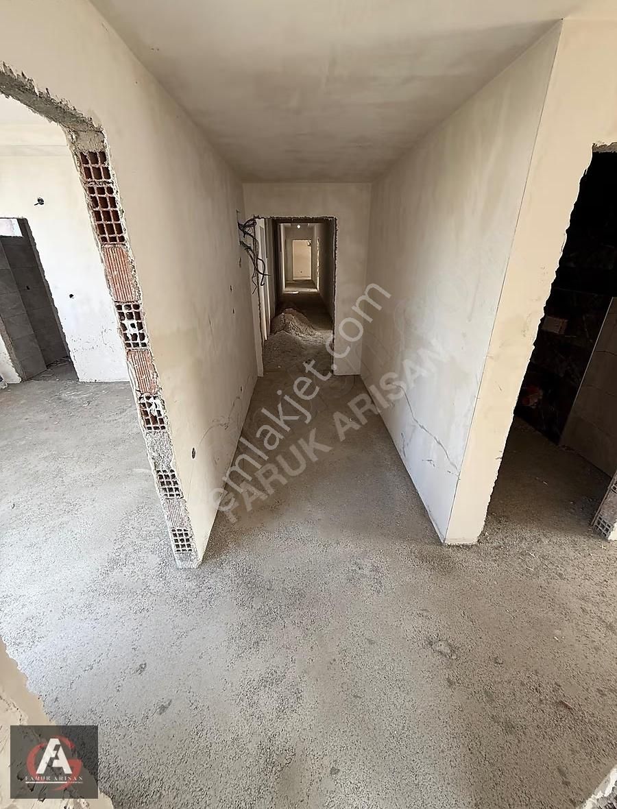 Faruk Arısan'dan Denize Çok Yakın Ve Deniz Manzaralı Lüx 2+1 - Görsel 2