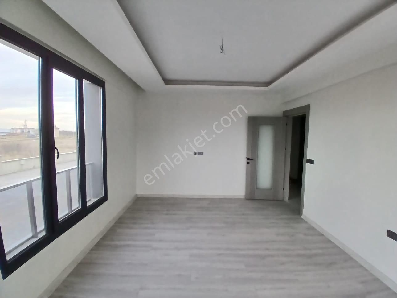 Akçay Emlak'tan Akşehir Yarenler Mahallesinde Garajlı Satılık Sıfır 2+1 Daire - Görsel 7