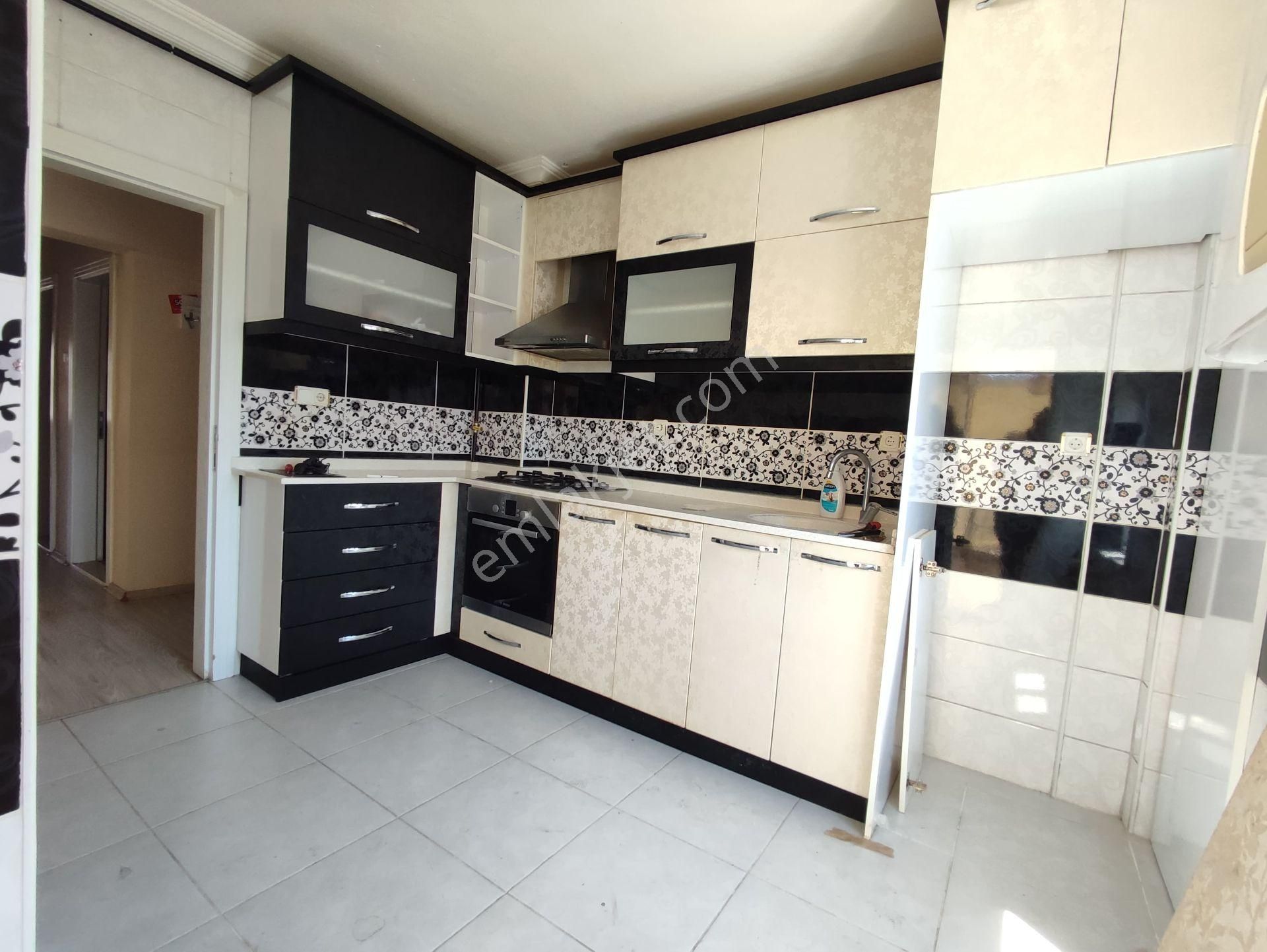 Yılmaz Gayrimenkul Geniş Kullanışlı Masrafsız 3+1 Ön Cephe 23 Bin Tl Kıralık