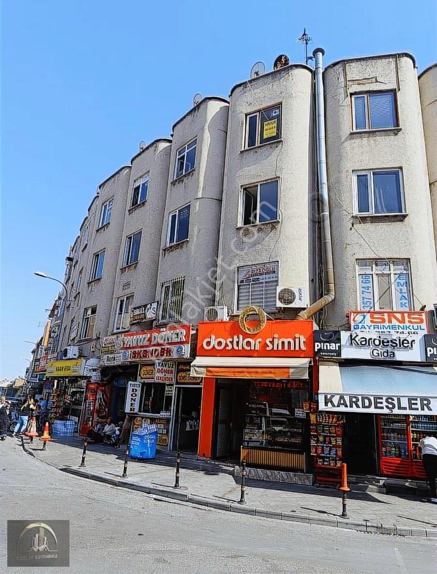 Emek İş Hanında, Çarşı Merkezde, Satılık Ofis - Görsel 3