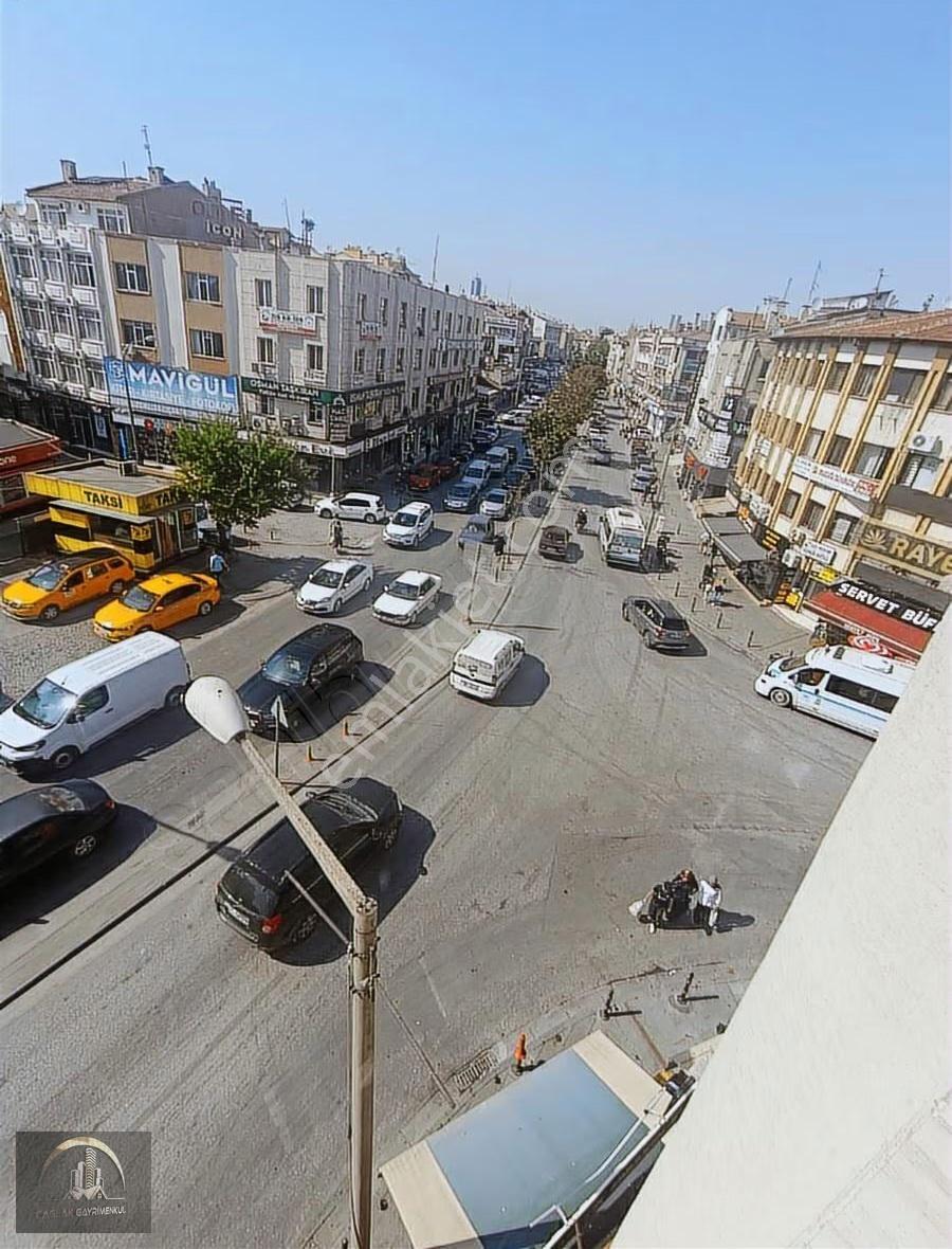 Emek İş Hanında, Çarşı Merkezde, Satılık Ofis - Görsel 9