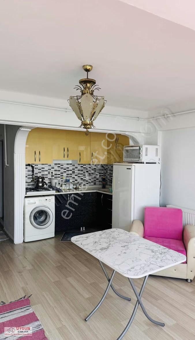 Küçük Kumlada Denize Sıfır Eşyalı Daire - Görsel 11