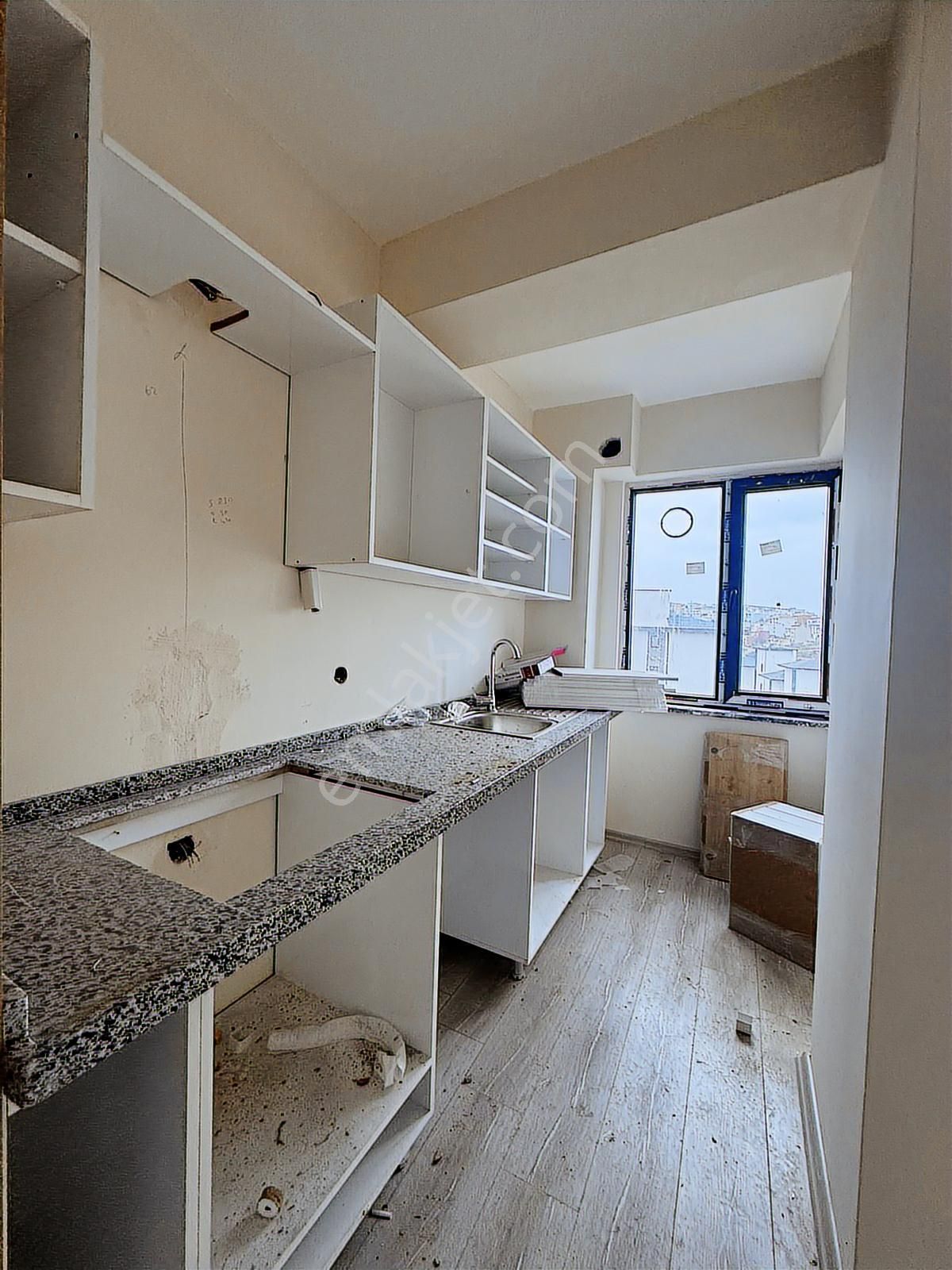 Bandırma Mavi Emlaktan Yeni Mah.1+1 Dublex Satılık Daire