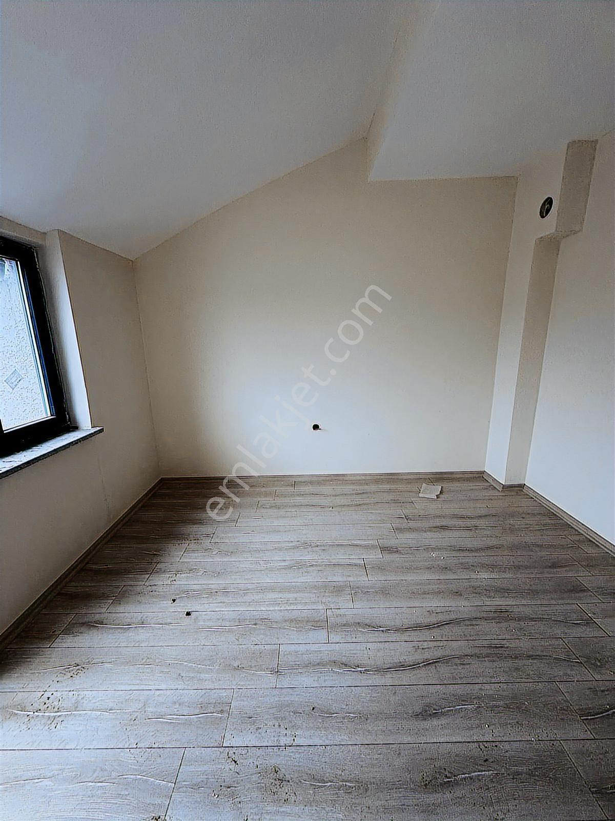 Bandırma Mavi Emlaktan Yeni Mah Ön Cephe 1+1 Dublex Satılk Daire - Görsel 4