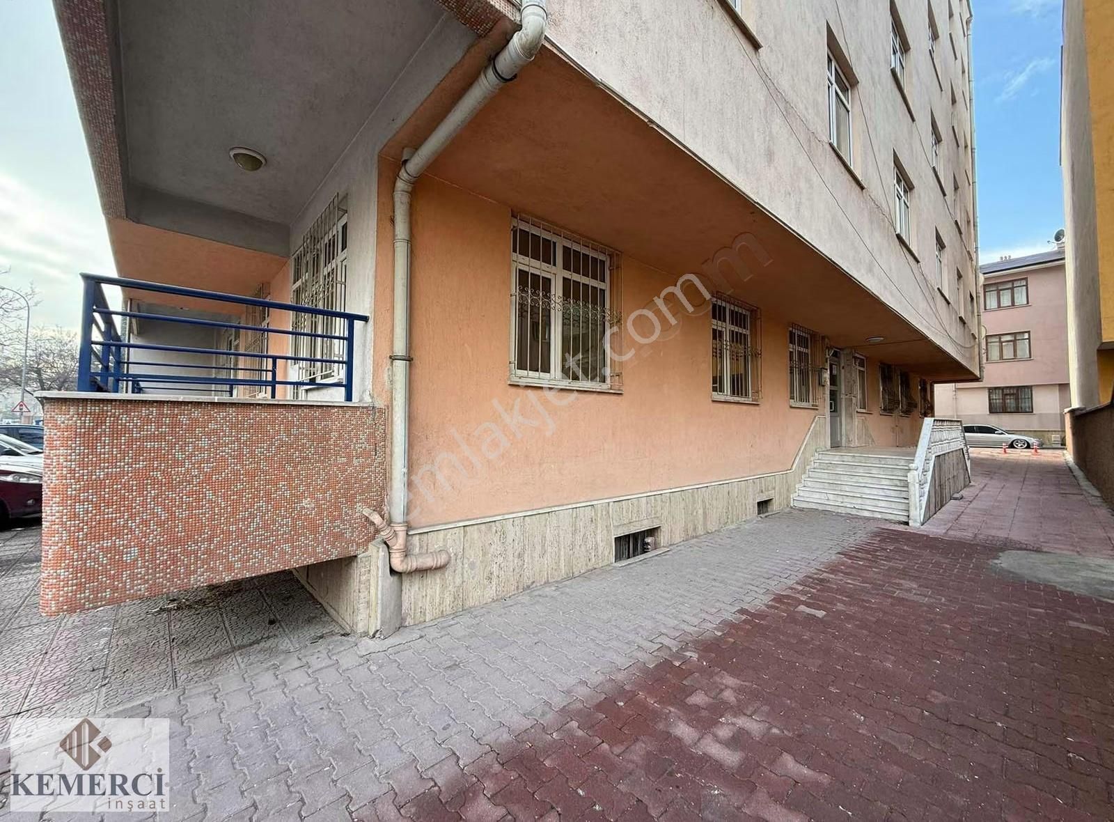 Kemerci'den Enntepe Karşısı 2+1 Kiralık Daire - Görsel 2