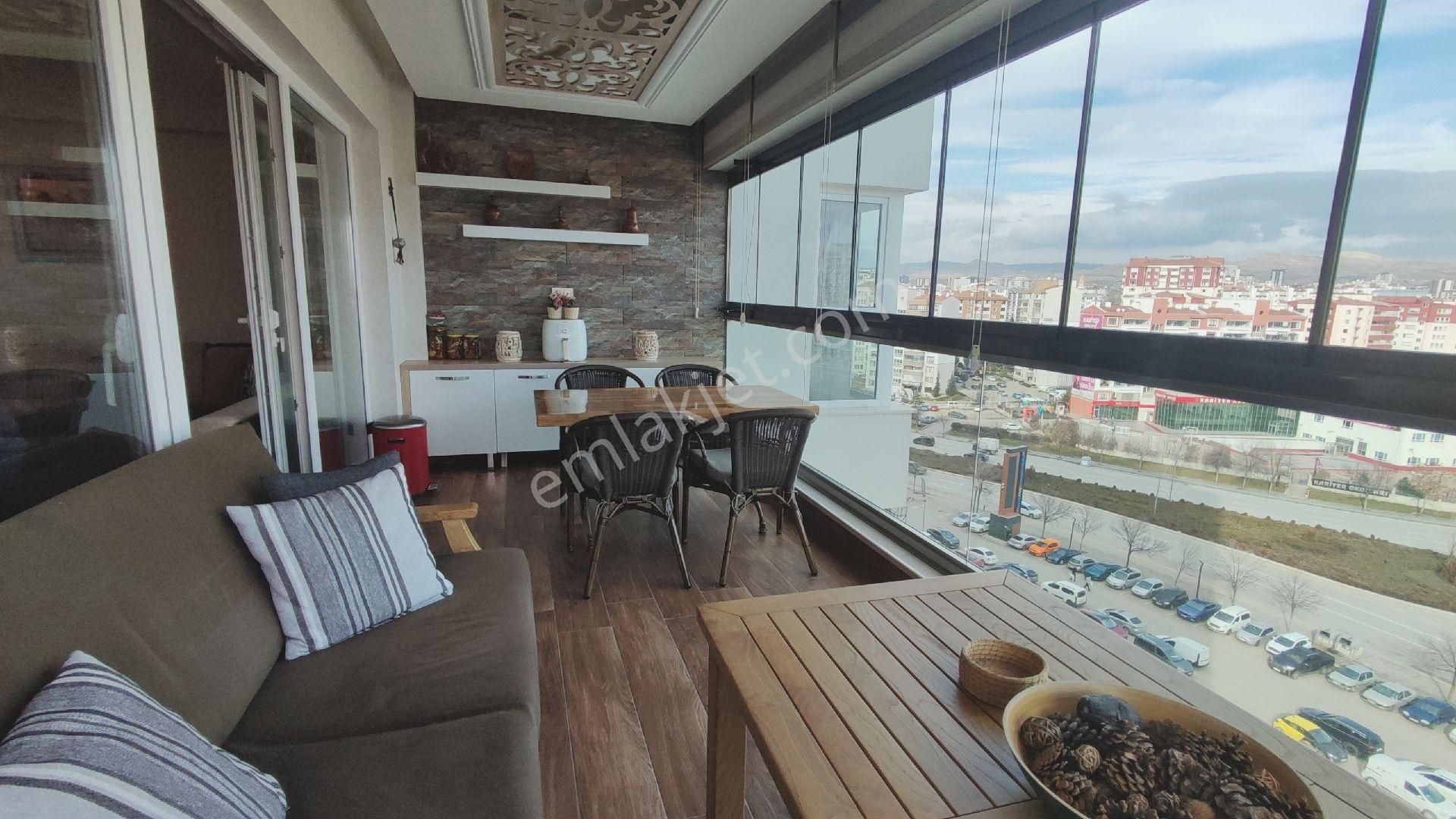 Aile Yaşamına Uygun Prestijli Sitede Yatırımlık - Görsel 12