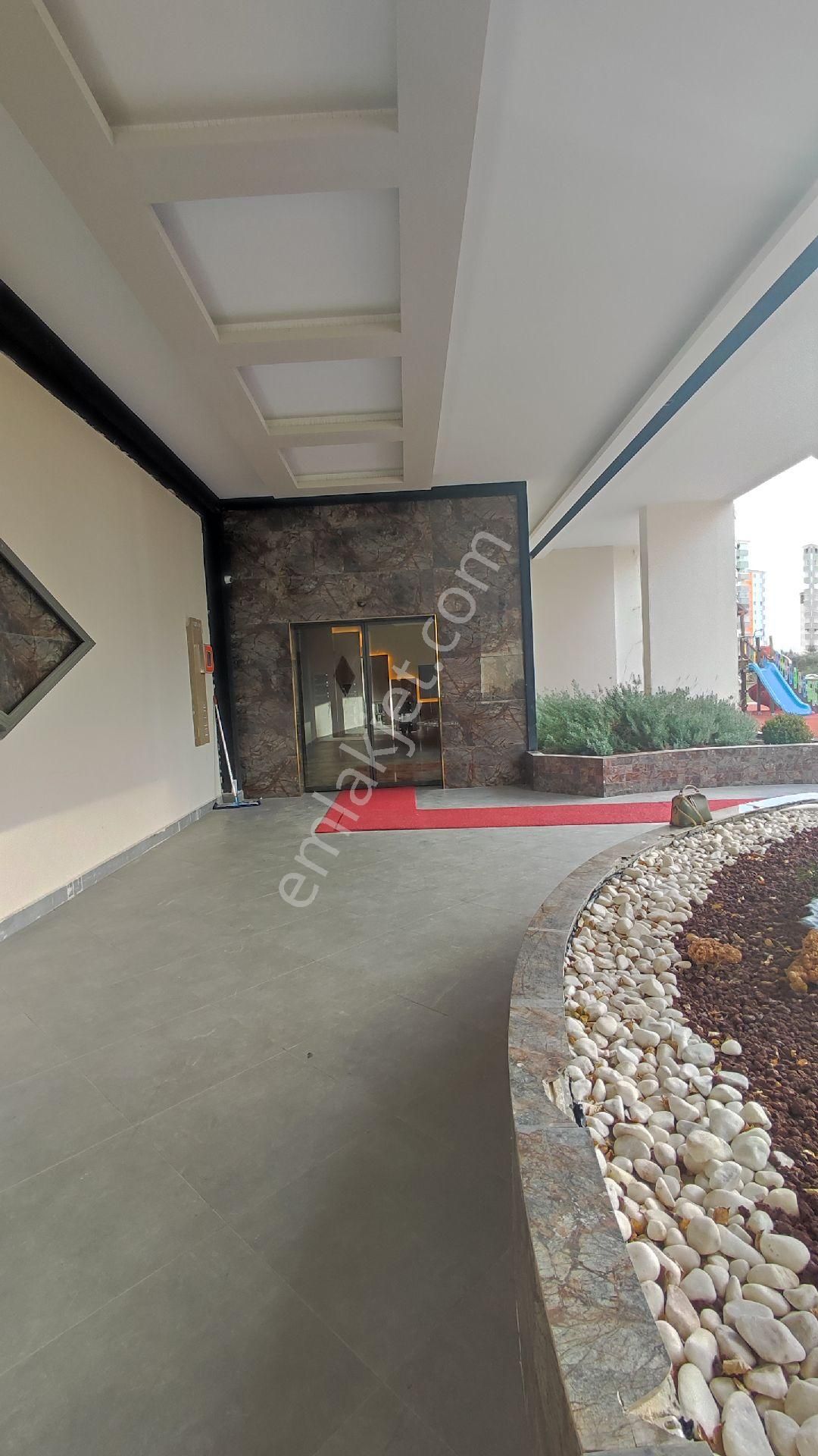 Aile Yaşamına Uygun Prestijli Sitede Yatırımlık - Görsel 3