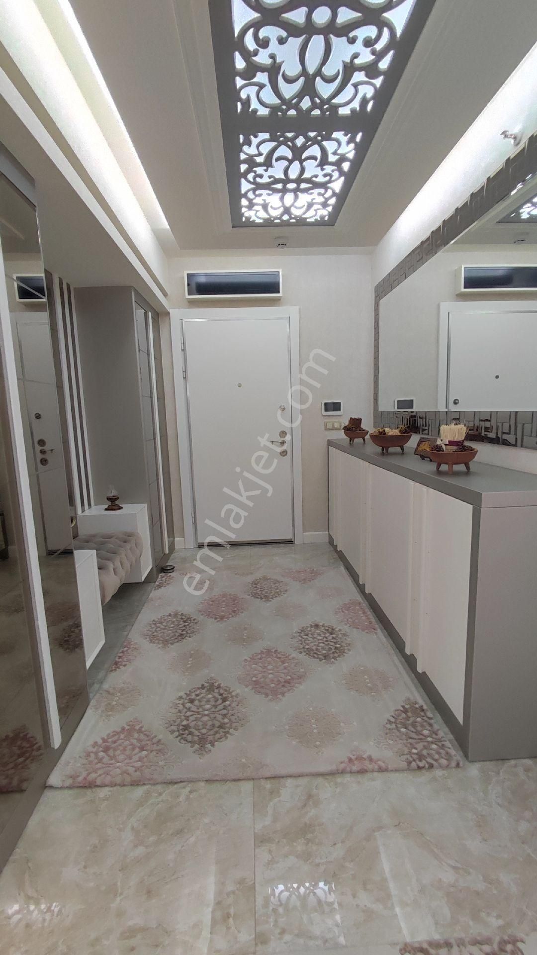 Aile Yaşamına Uygun Prestijli Sitede Yatırımlık - Görsel 31