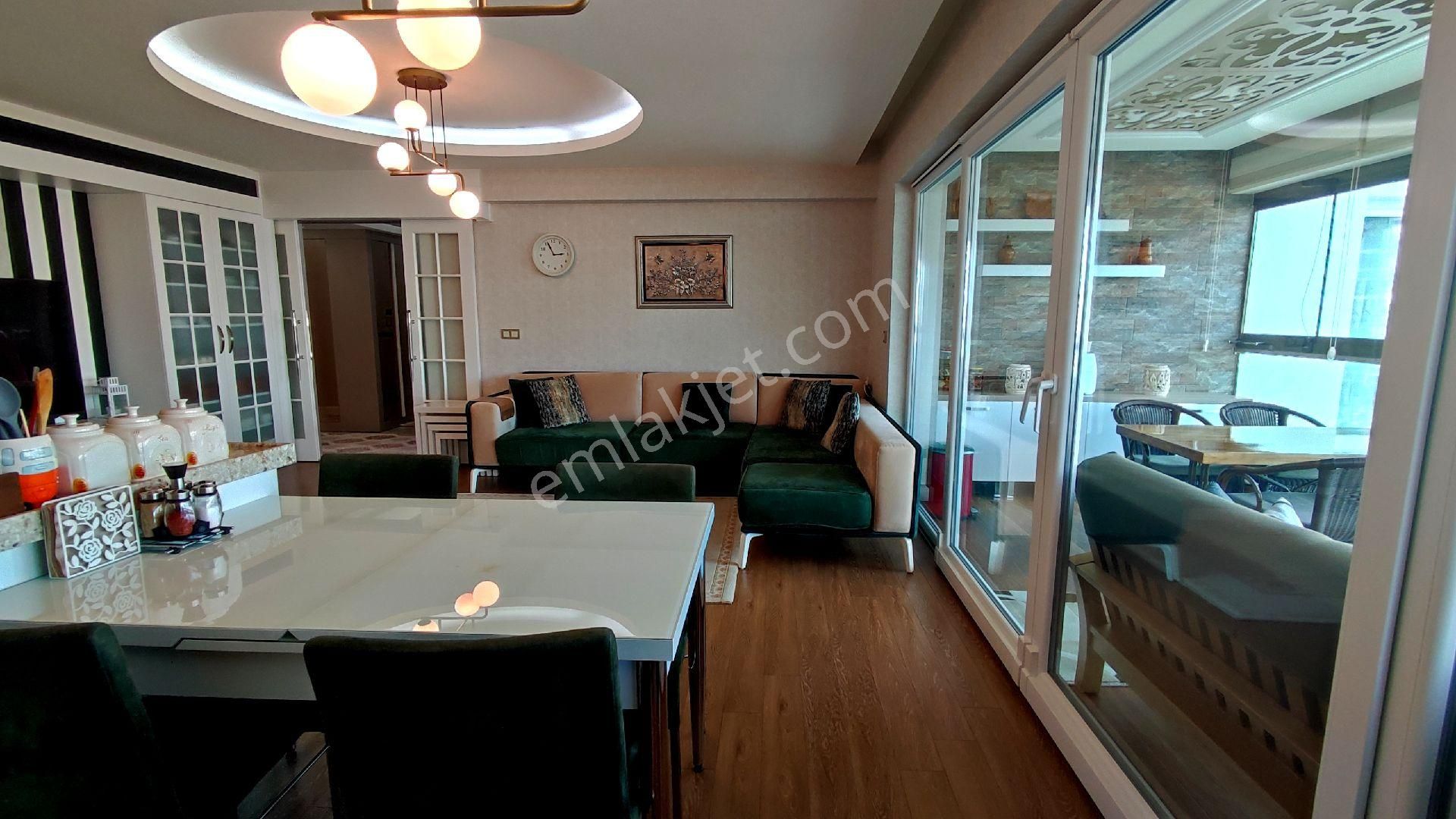 Aile Yaşamına Uygun Prestijli Sitede Yatırımlık - Görsel 13