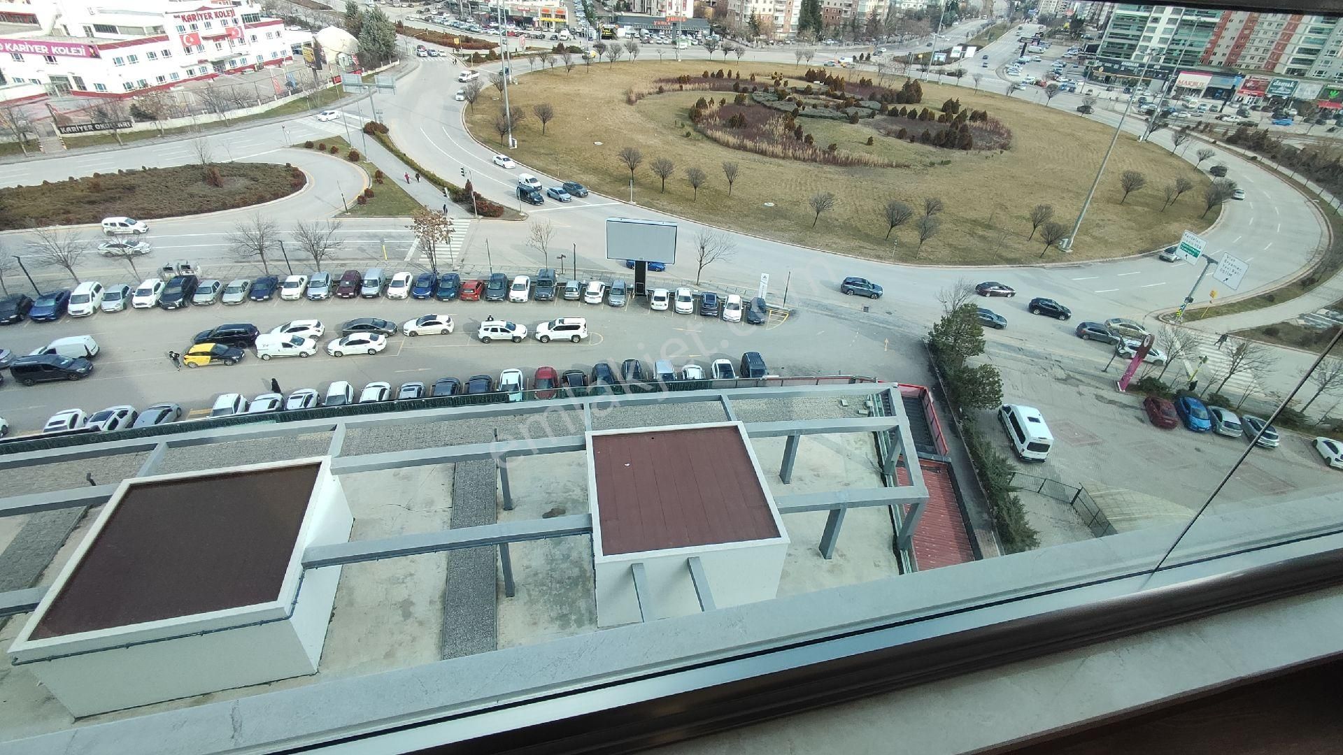 Aile Yaşamına Uygun Prestijli Sitede Yatırımlık - Görsel 34