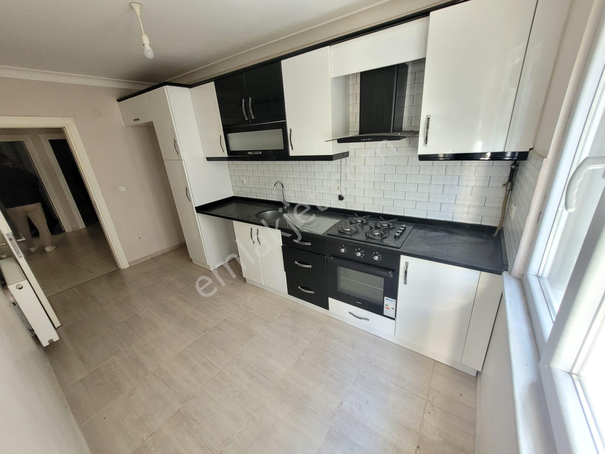 Üç Kardeşler'den İsmetpaşa Mh De 3+1 Asansörlü 135m Lüx Masrafsız Daire - Görsel 10