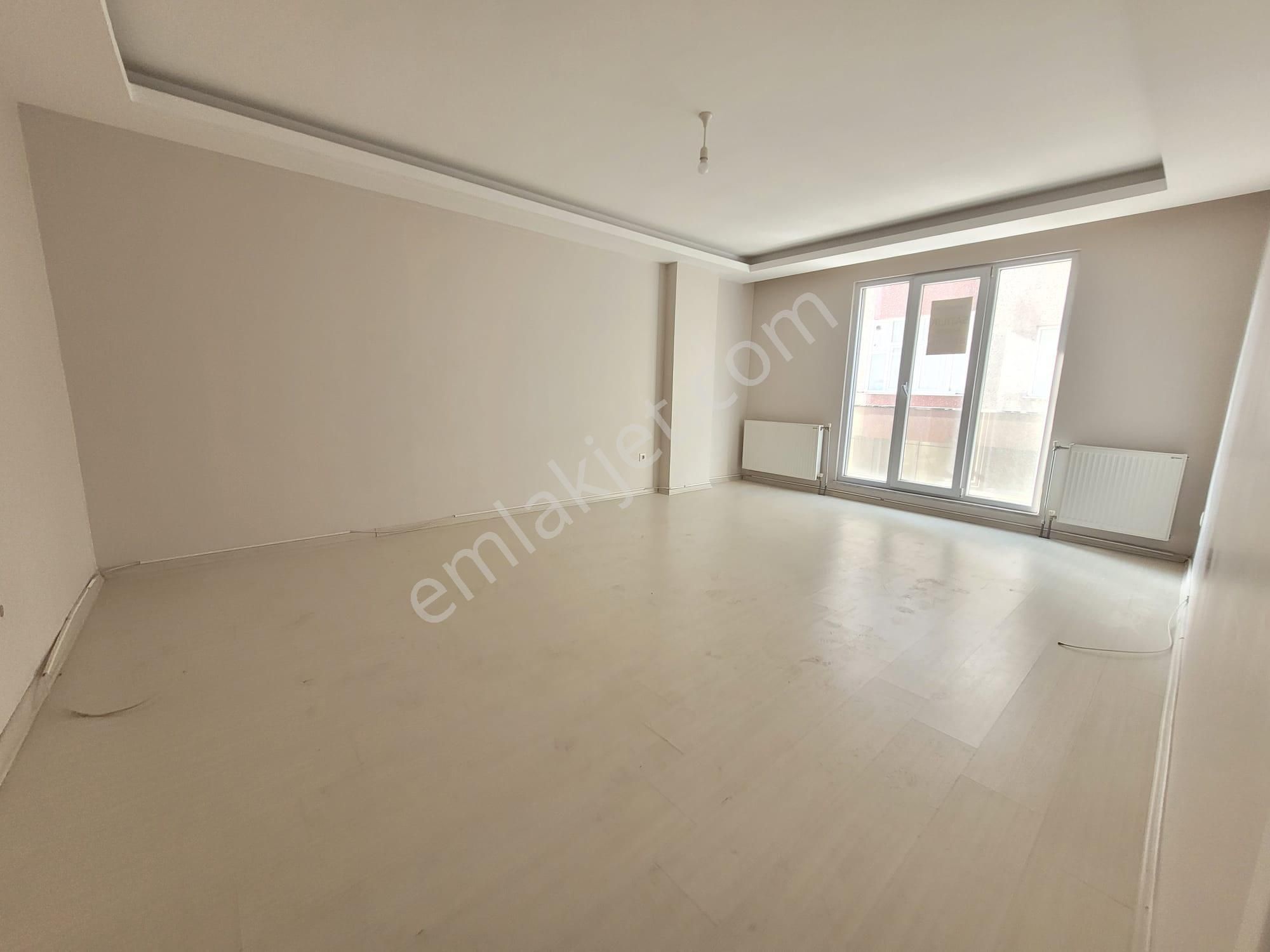 Üç Kardeşler'den İsmetpaşa Mh De 3+1 Asansörlü 135m Lüx Masrafsız Daire