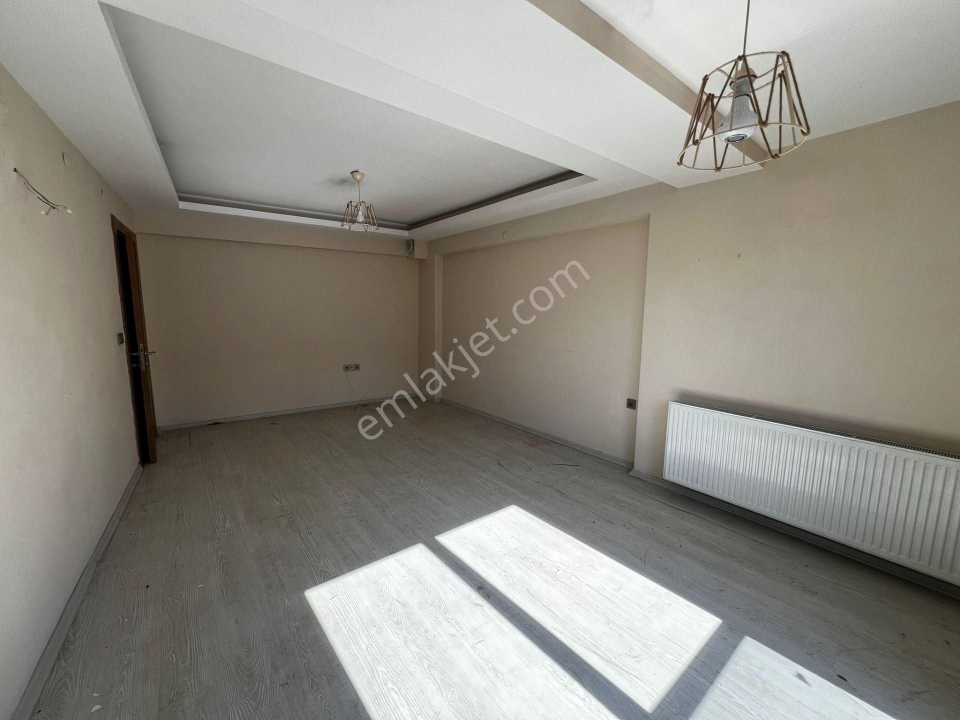 Karşıyaka Serinkuyu’da Anadolu Cad. Üzeri 6 Yıllık 2+1 | Net 70m² Kapalı Mutfak Kiralık Daire - Görsel 7