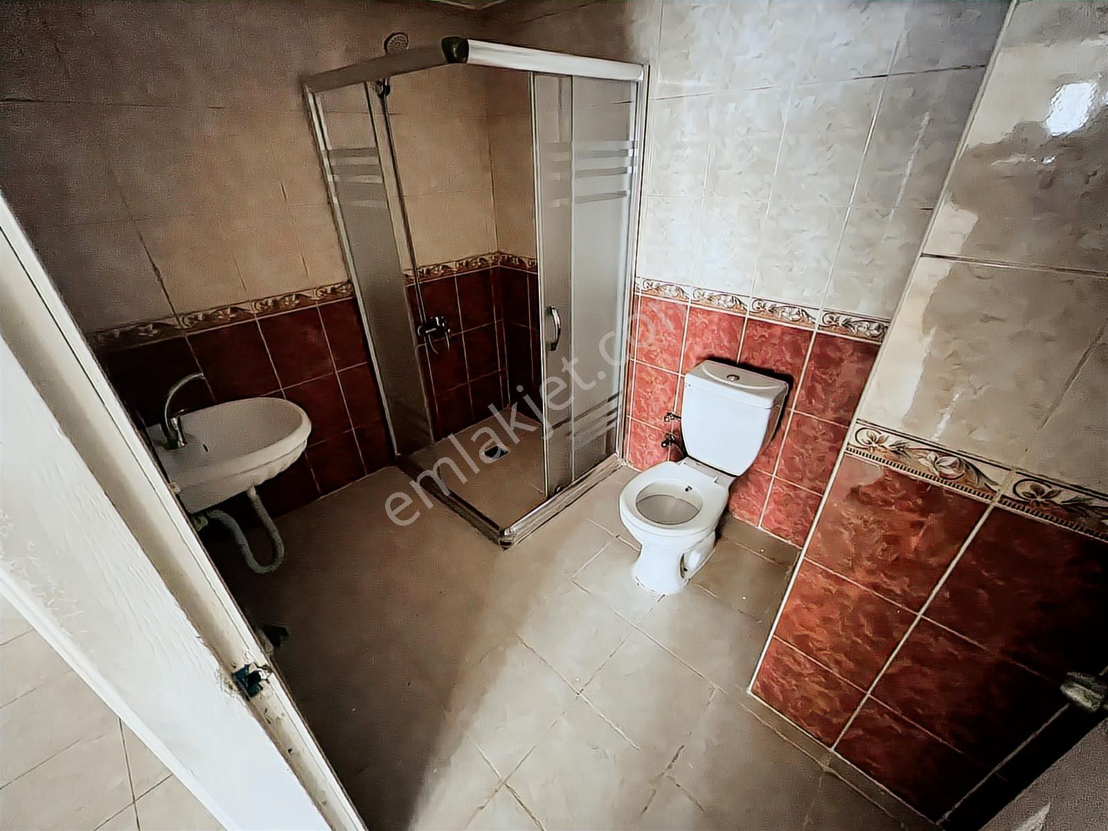 Ufuktepede Cadde Yakını Ön Cephe Asansörlü 3+1 - Görsel 15