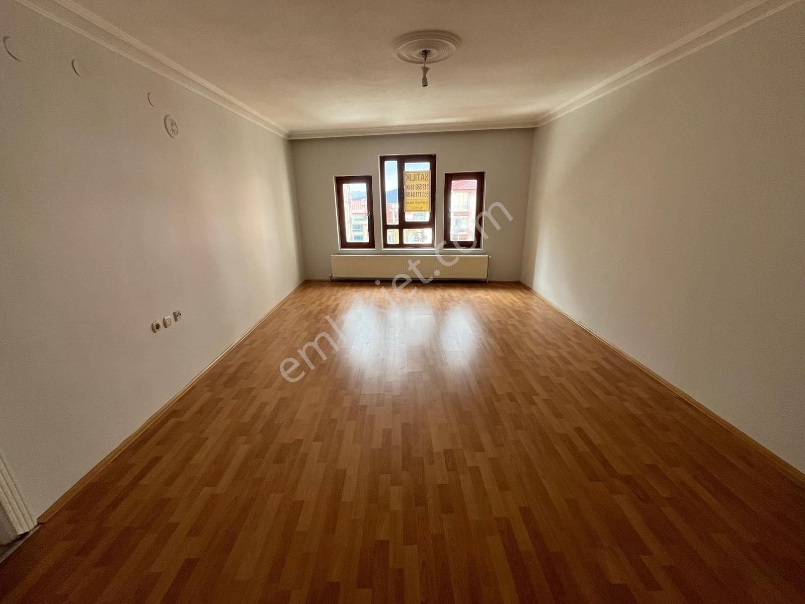 Ufuktepede Cadde Yakını Ön Cephe Asansörlü 3+1 - Görsel 4