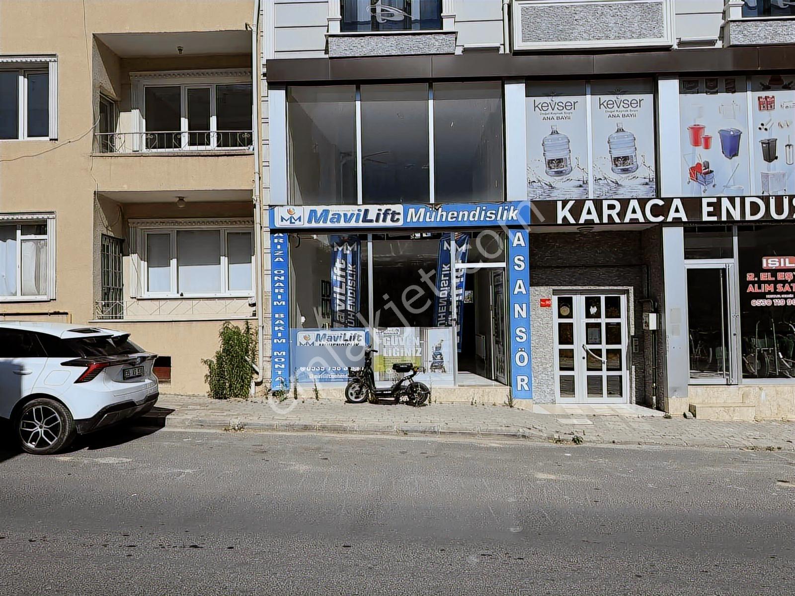 Hastane Caddesi Üzerinde Satılık 3 Katlı Dükkan - Görsel 12